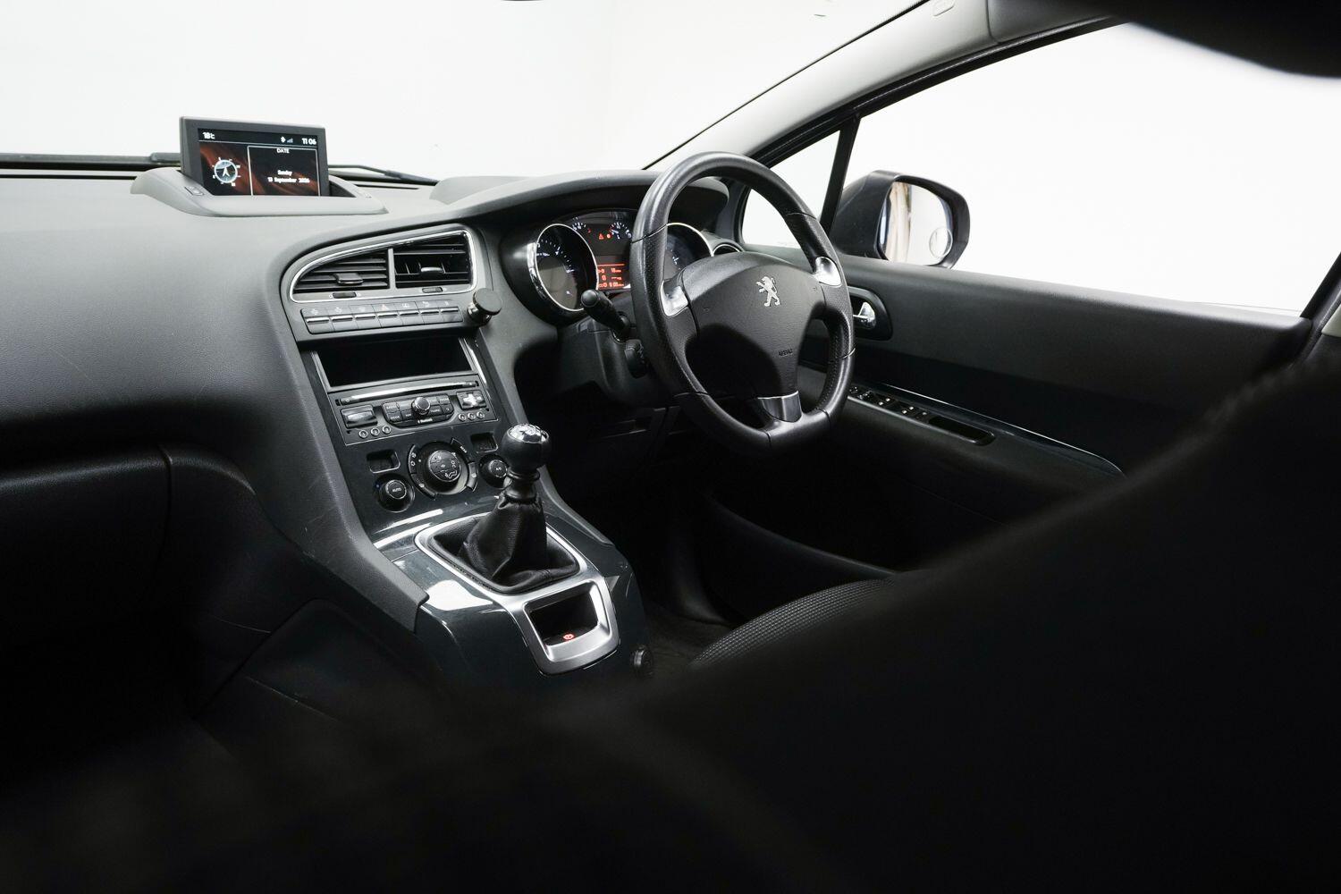 Peugeot 5008 view 20