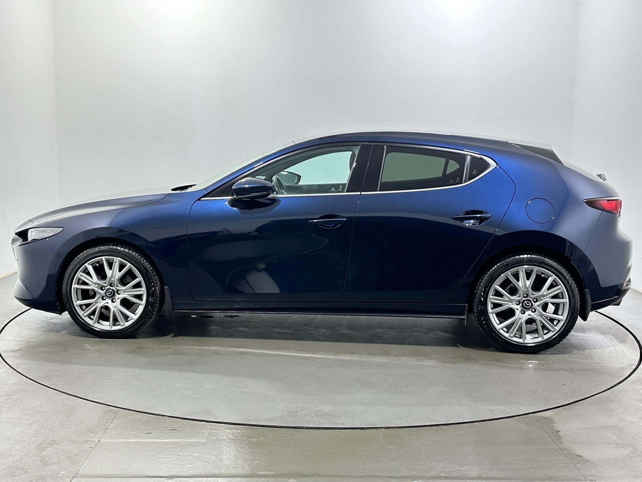 Mazda Mazda3 view 5