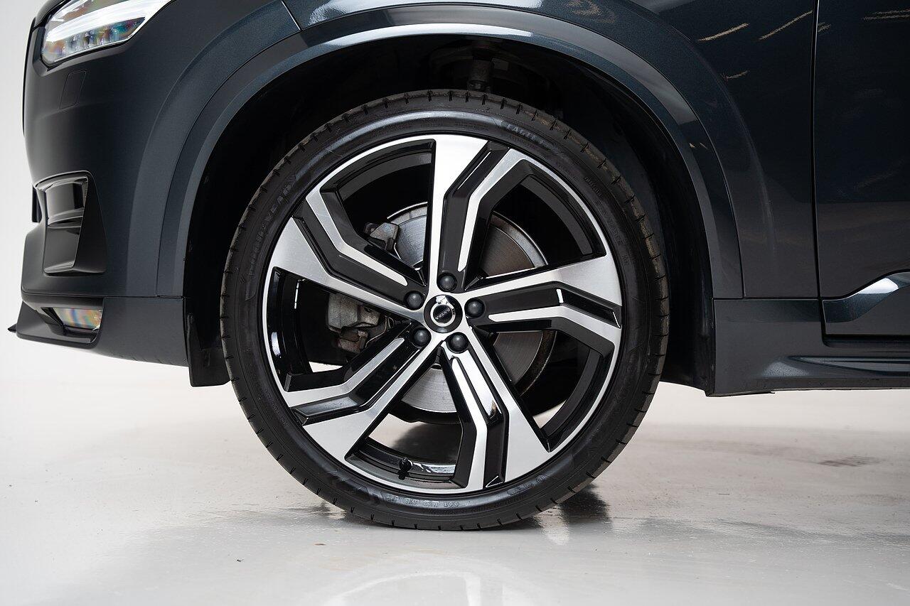 Volvo XC90 view 27