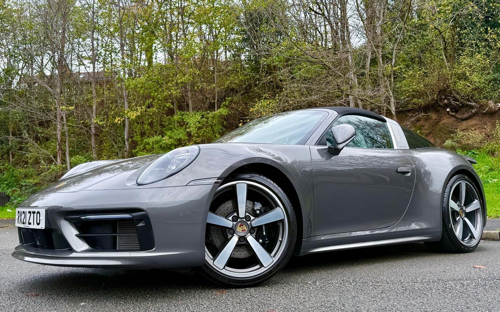 Porsche 911 view 67