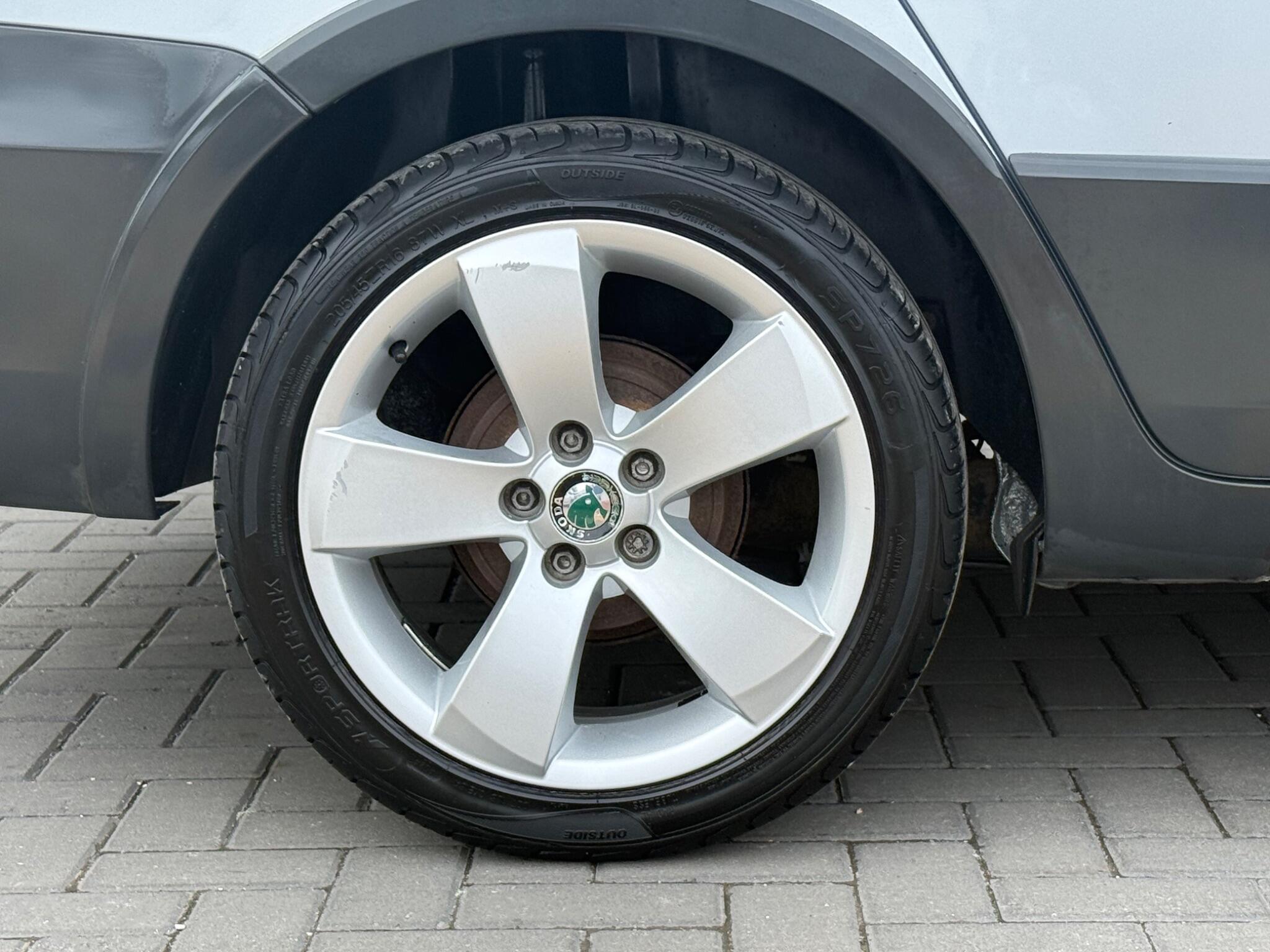 Skoda Fabia view 13