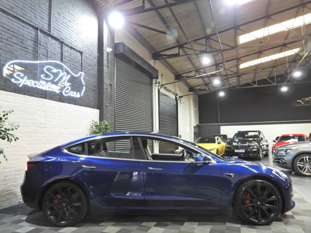 Tesla Model 3 view 14