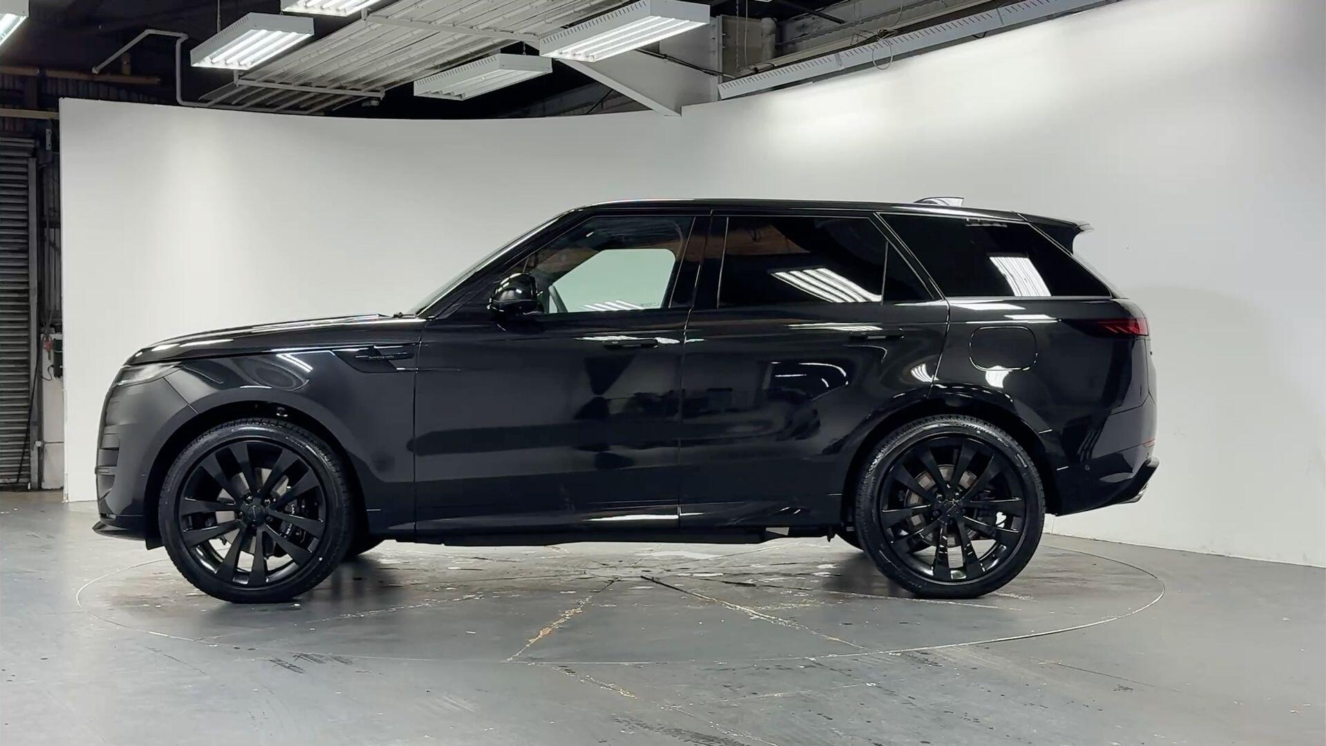 Land Rover Range Rover Sport view 29