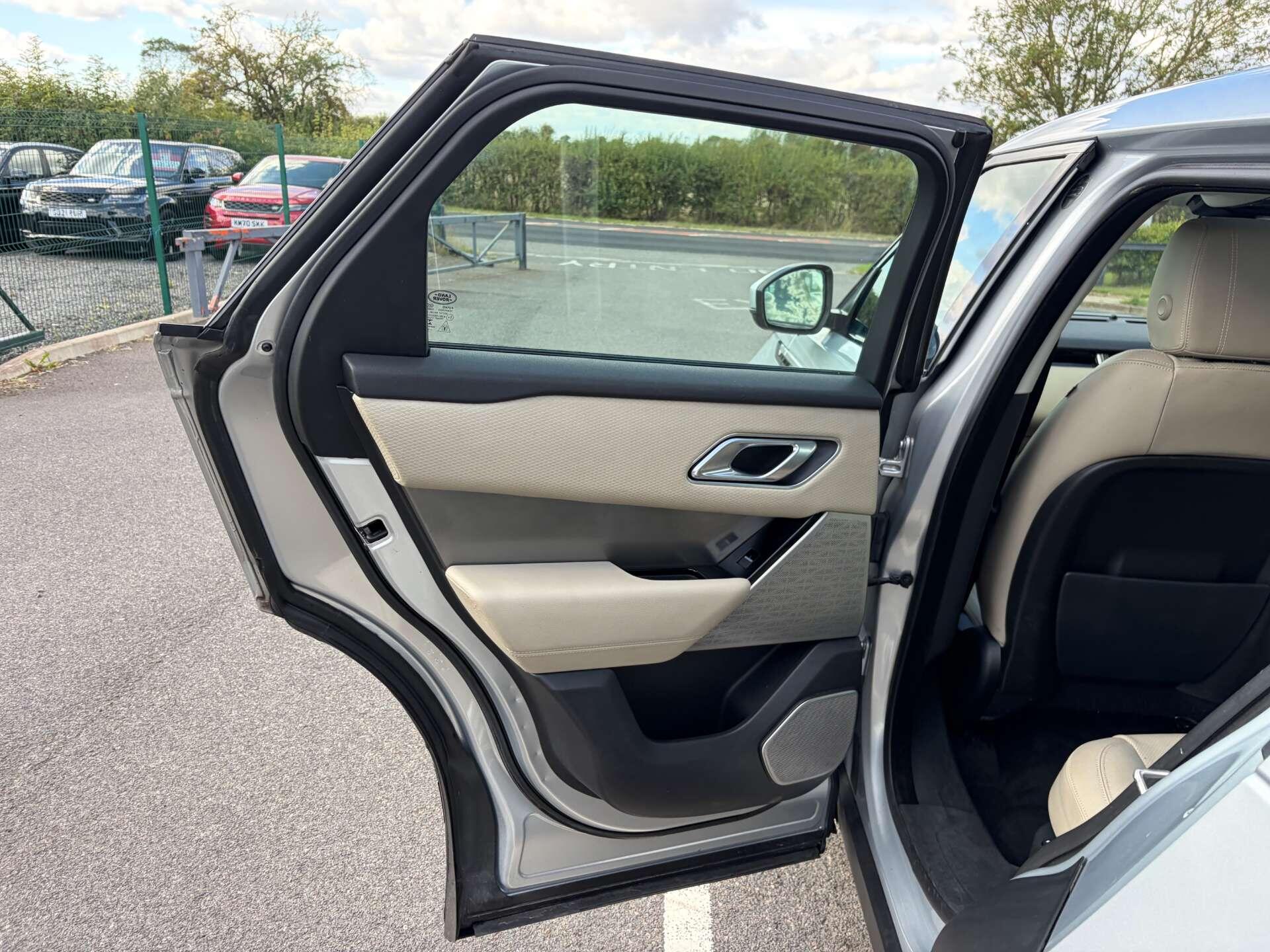 Land Rover Range Rover Velar view 19