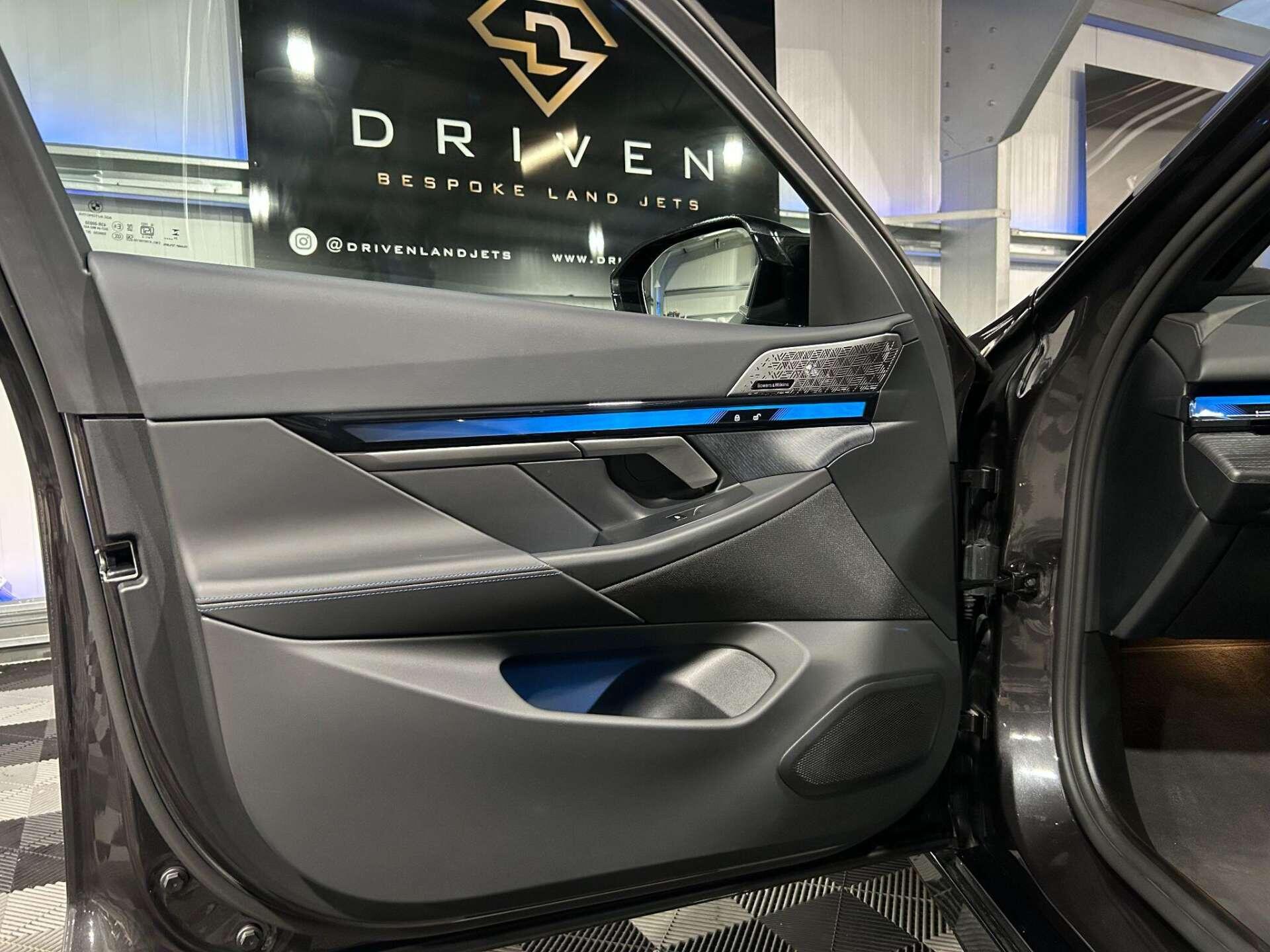 BMW I5 view 37