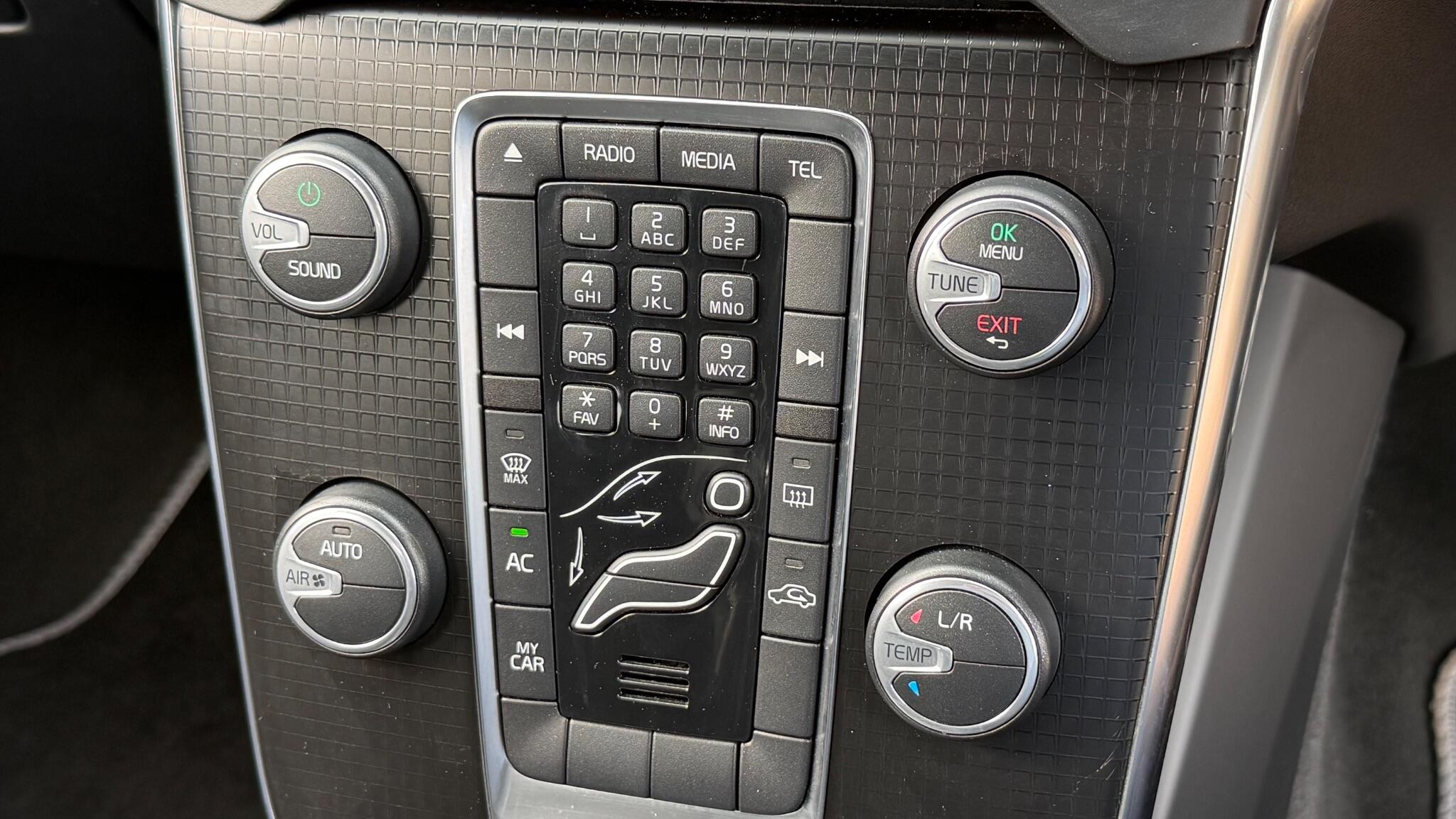 Volvo V40 view 41