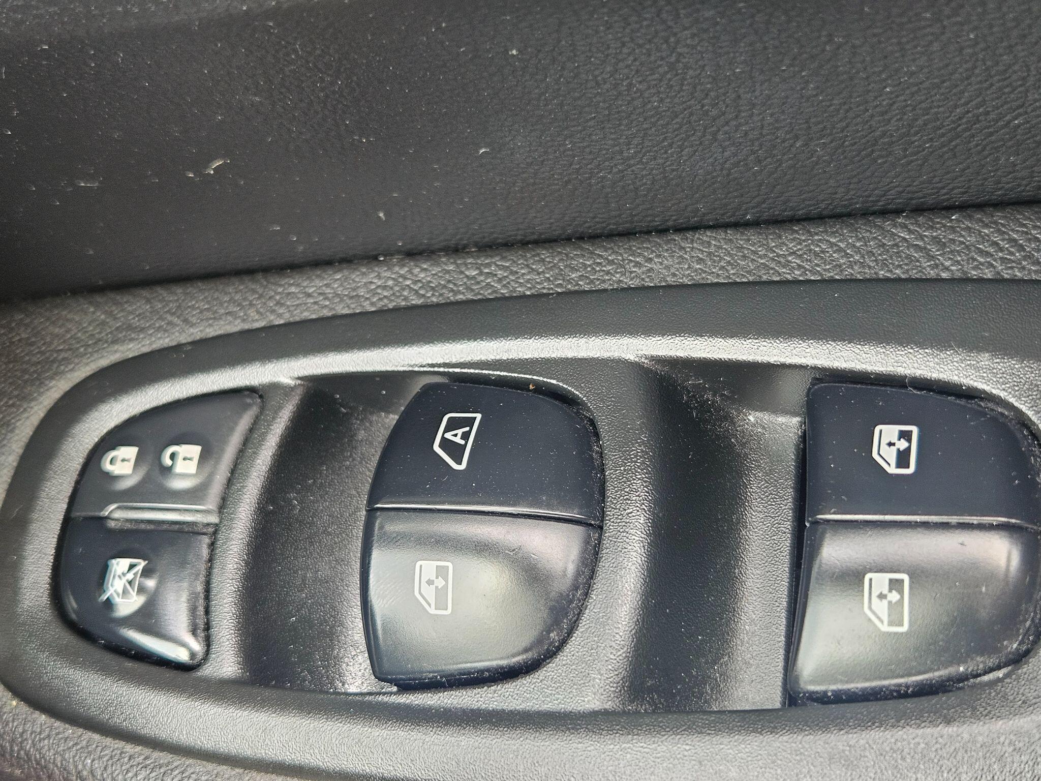 2017 Renault Kadjar image 45