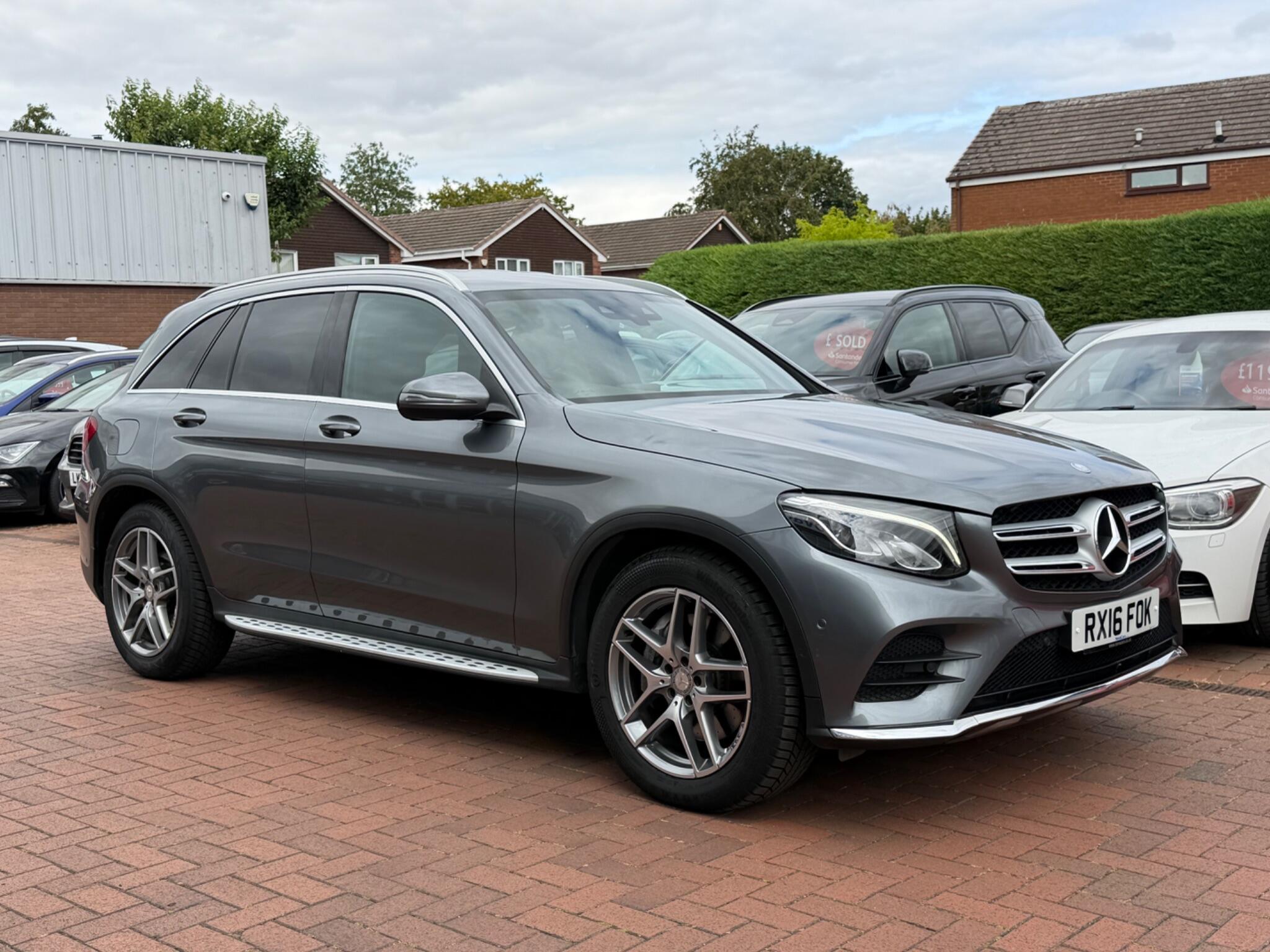 Mercedes-Benz GLC view 26