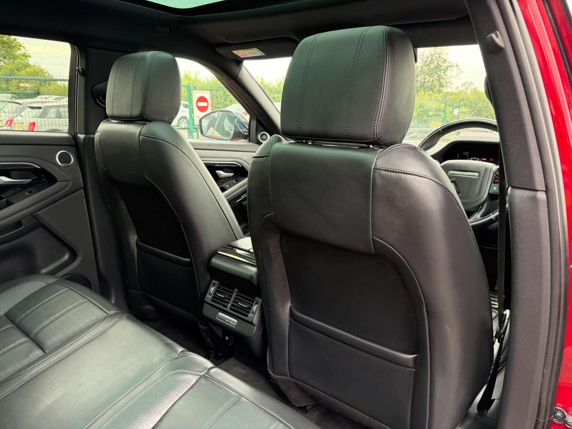 Land Rover Range Rover Evoque view 29