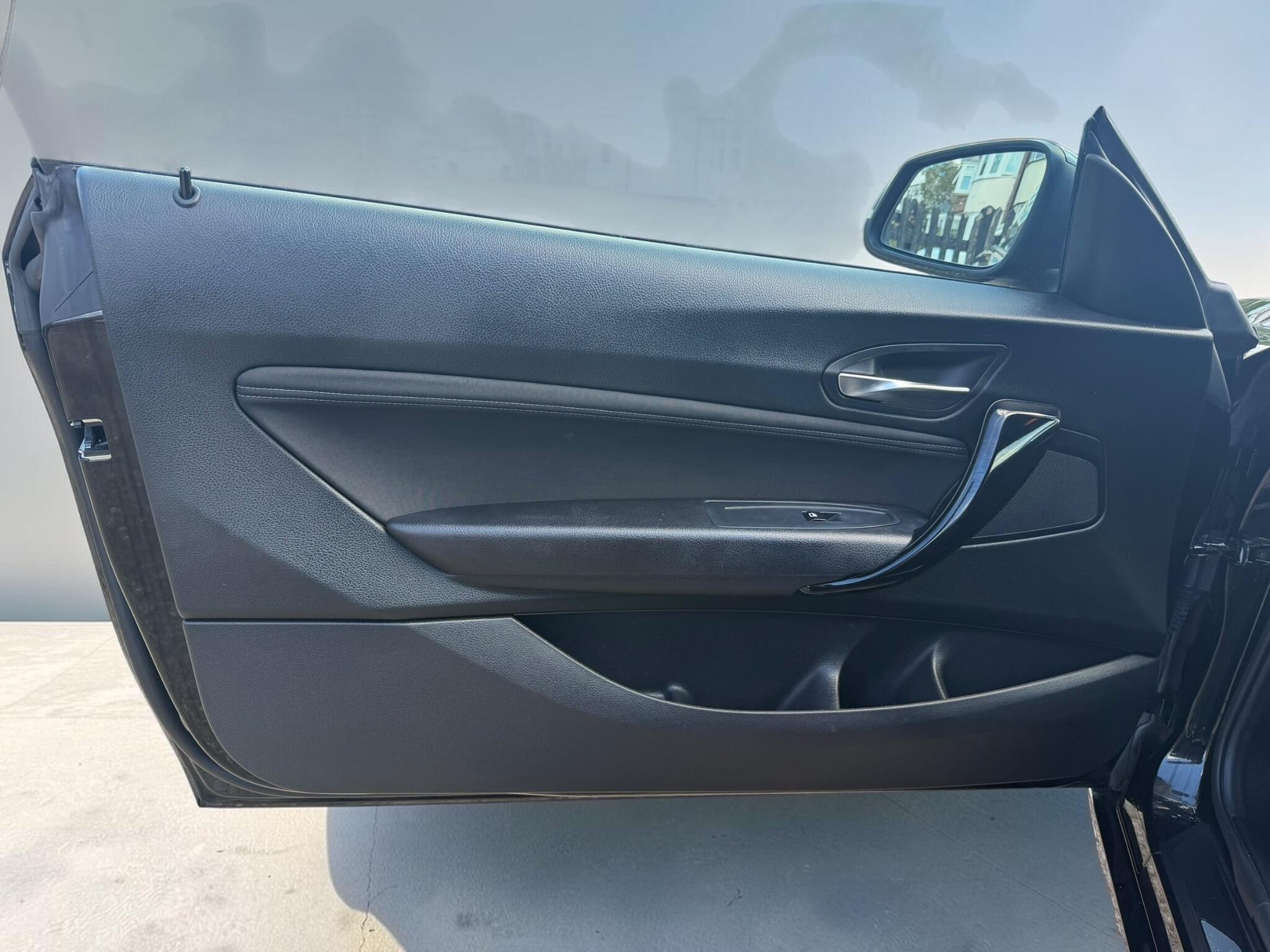 BMW 2 Series view 25