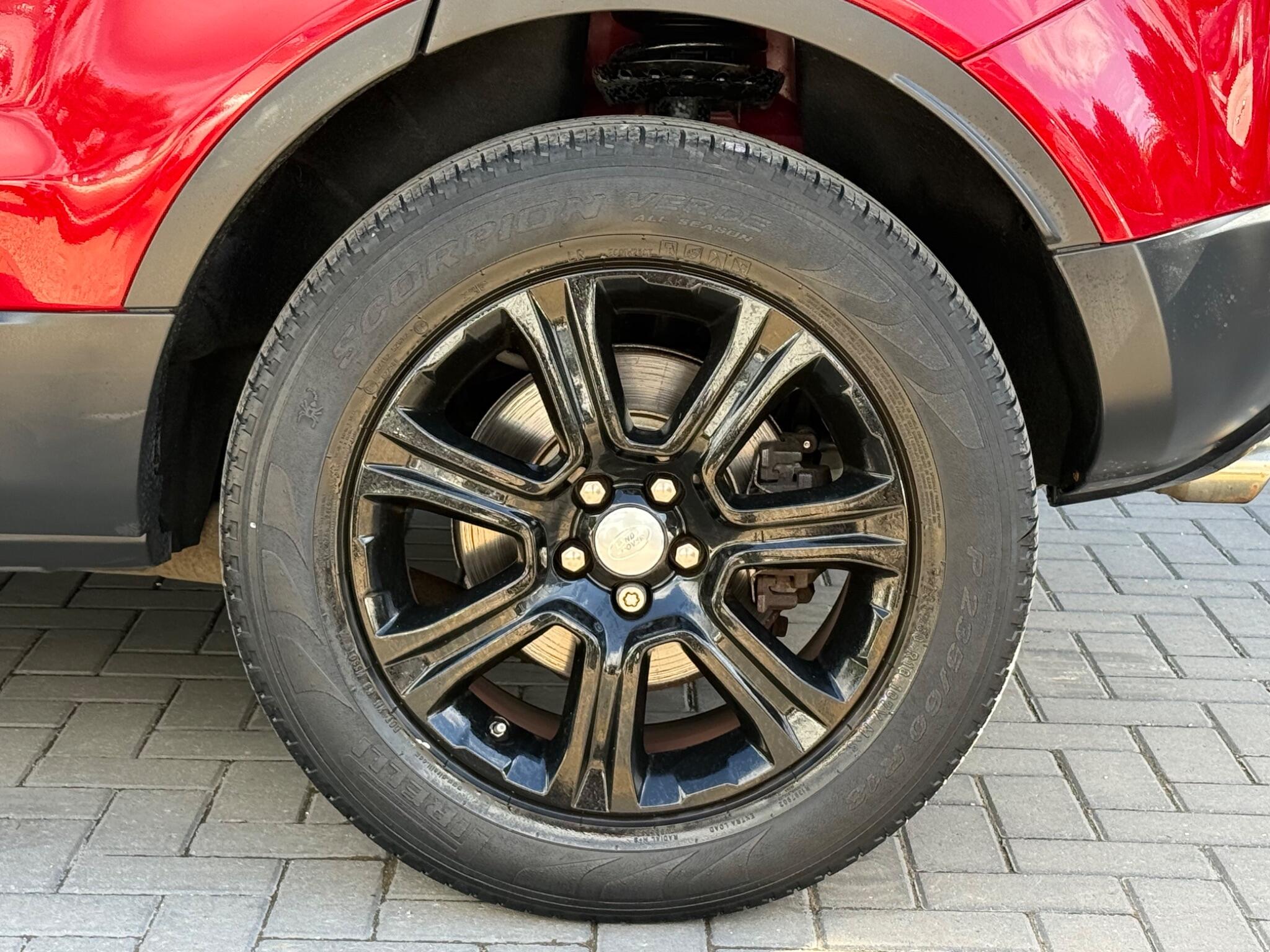 Land Rover Range Rover Evoque view 12