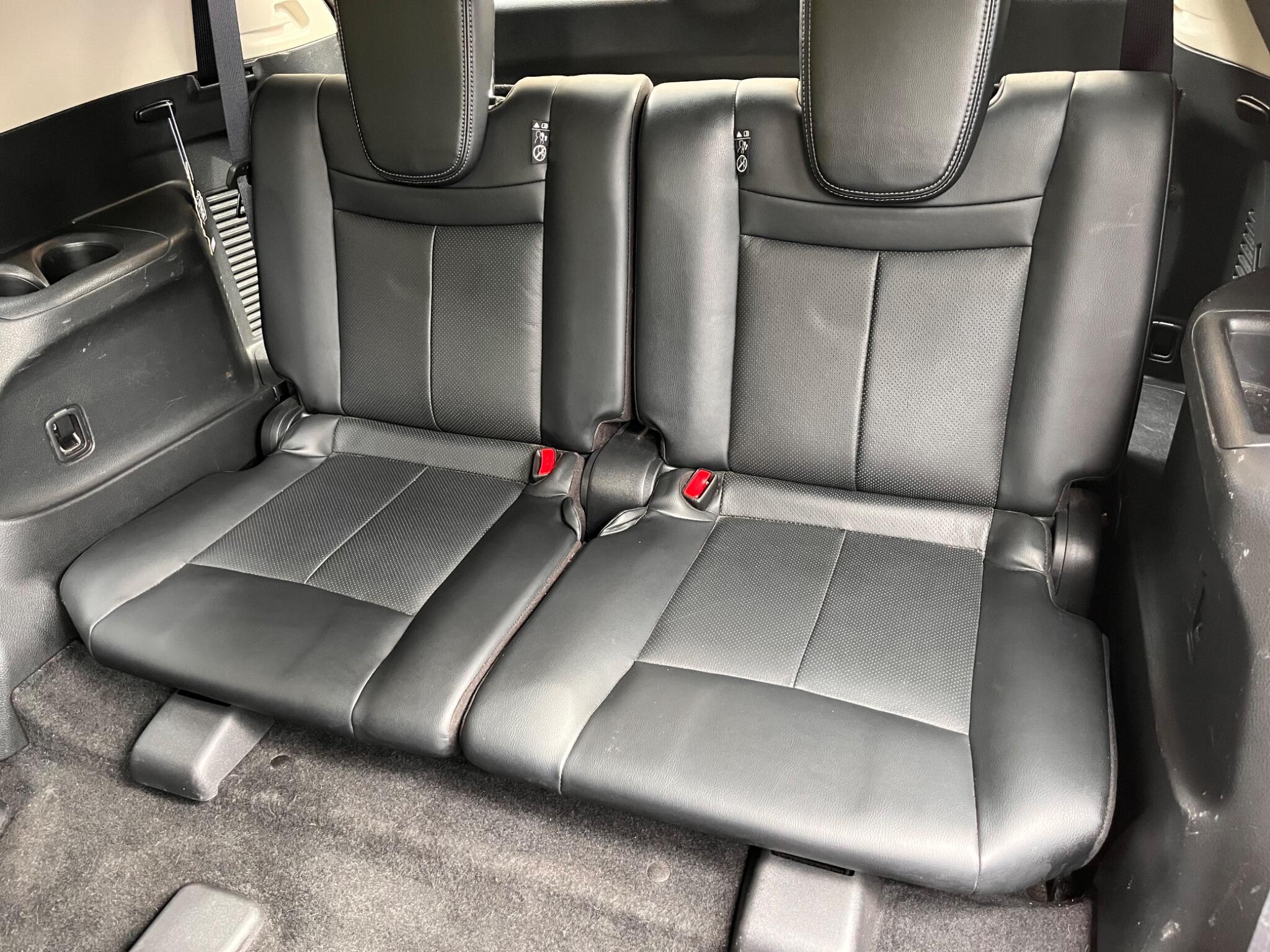 Nissan X-Trail view 35
