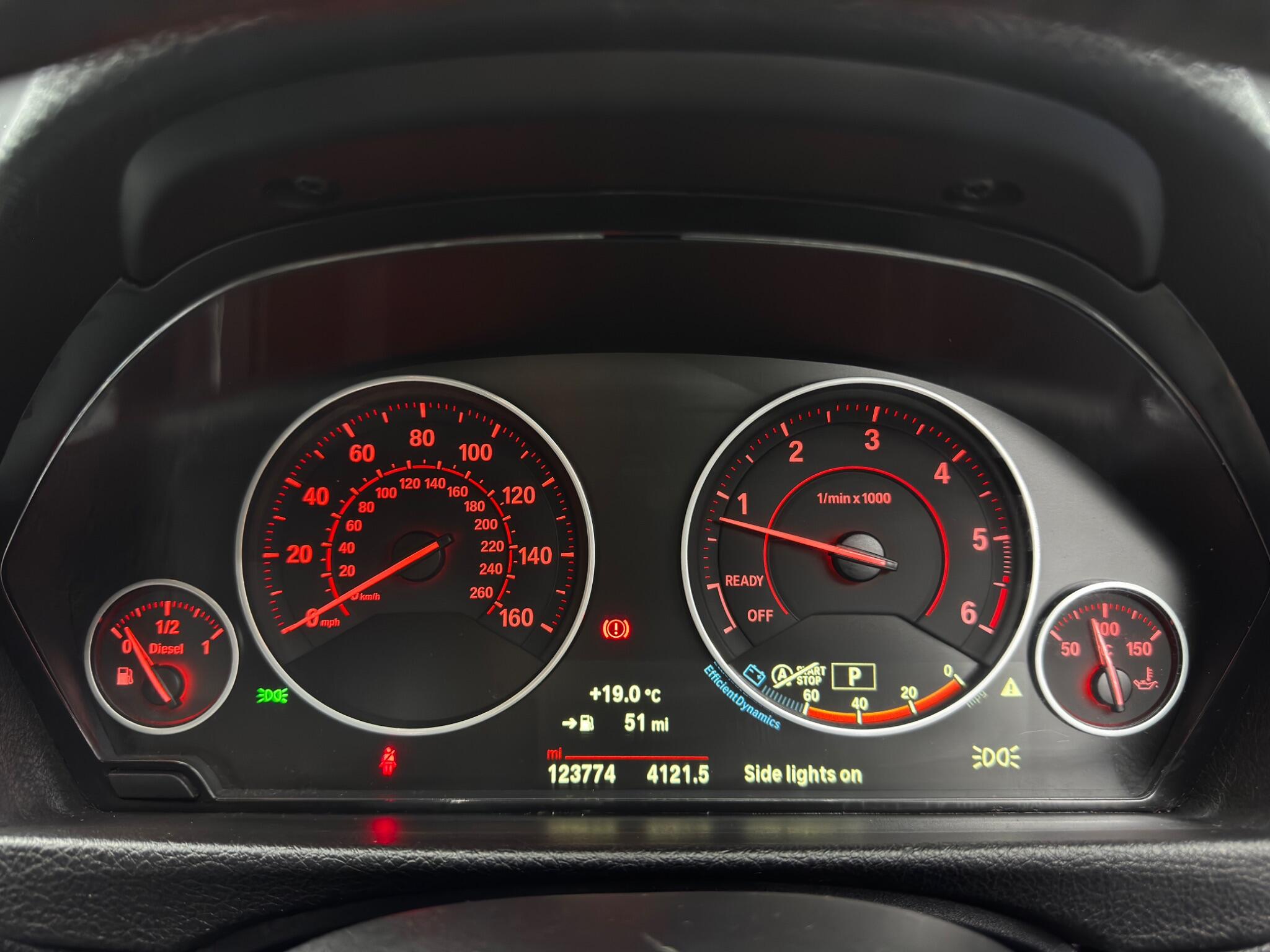 BMW 3 Series view 22