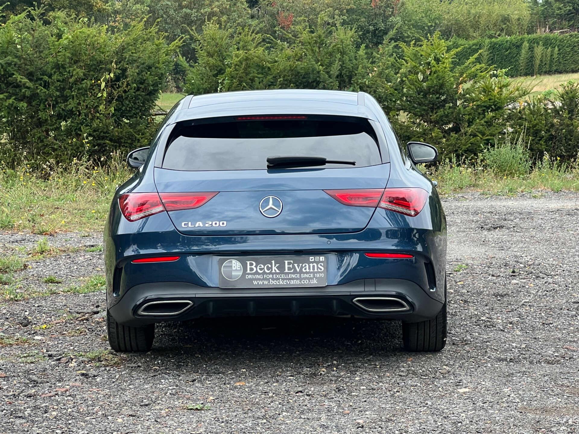 Mercedes-Benz Cla view 10