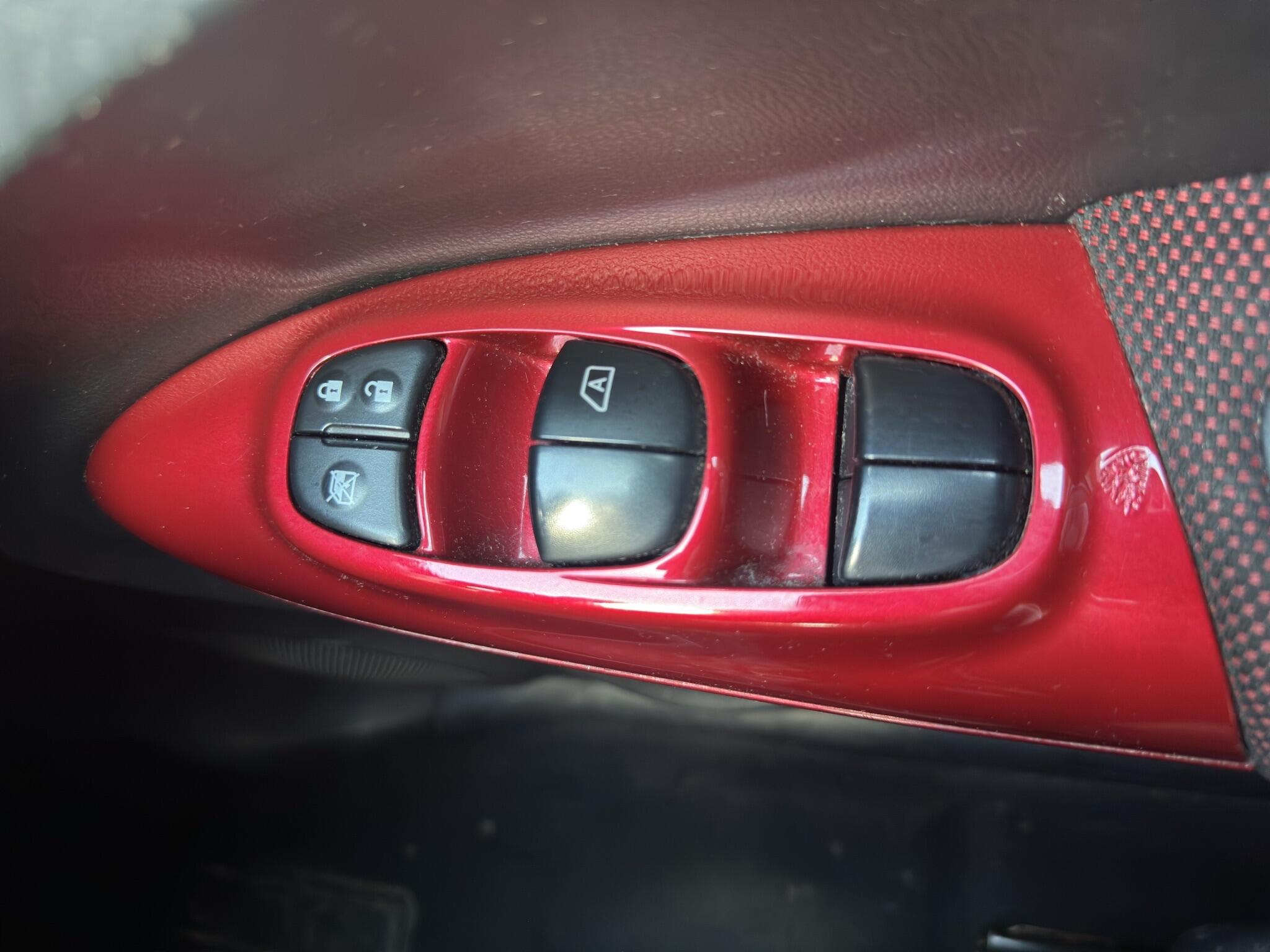 Nissan Juke view 24