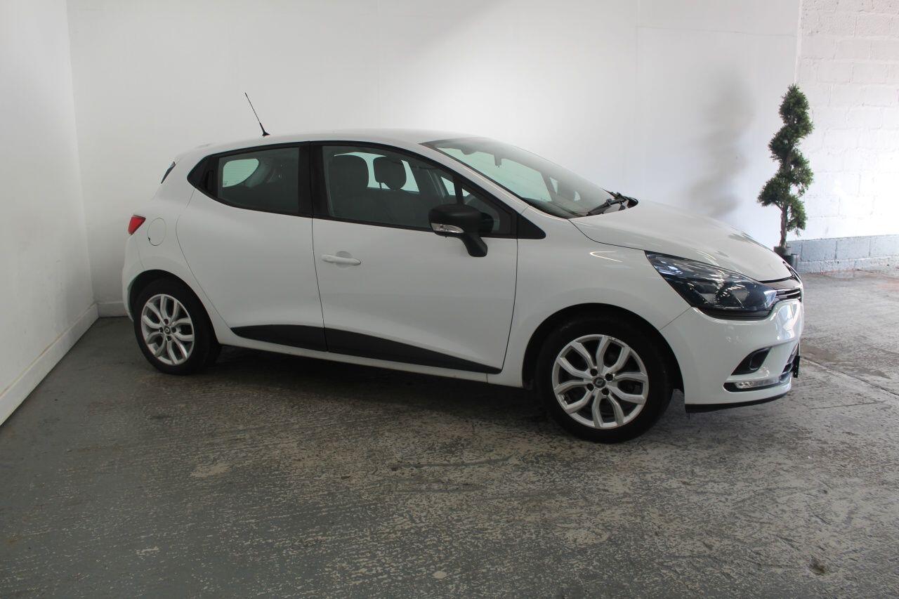Renault Clio view 4