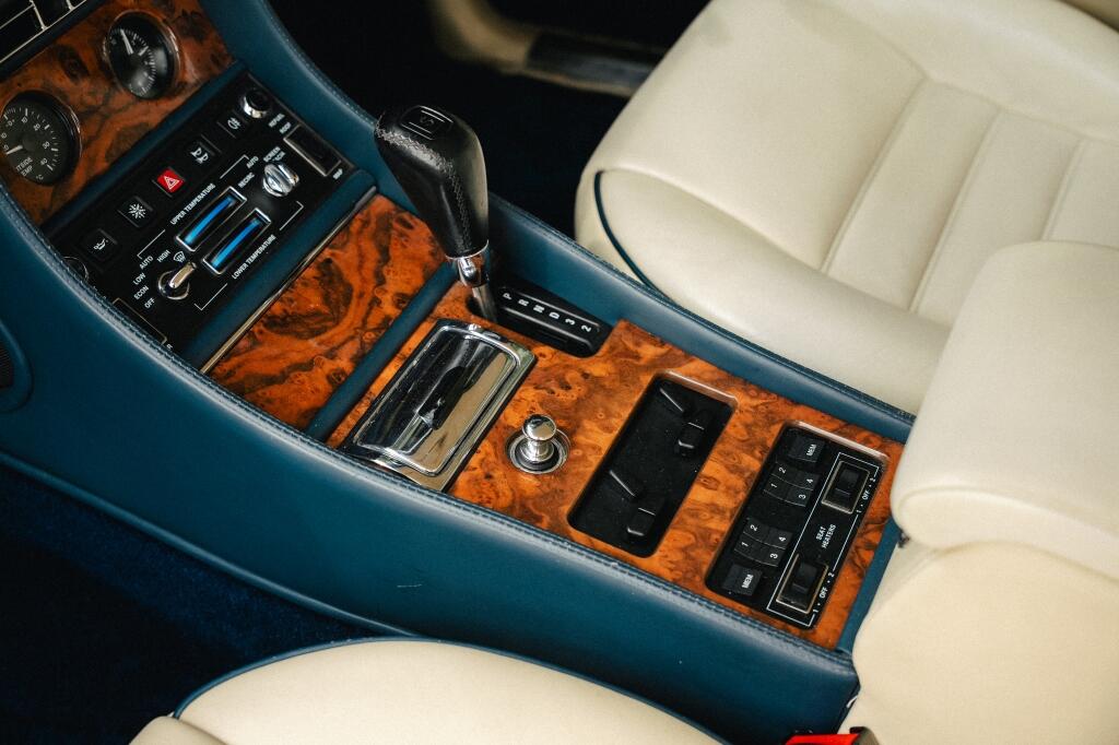 Bentley Continental view 20