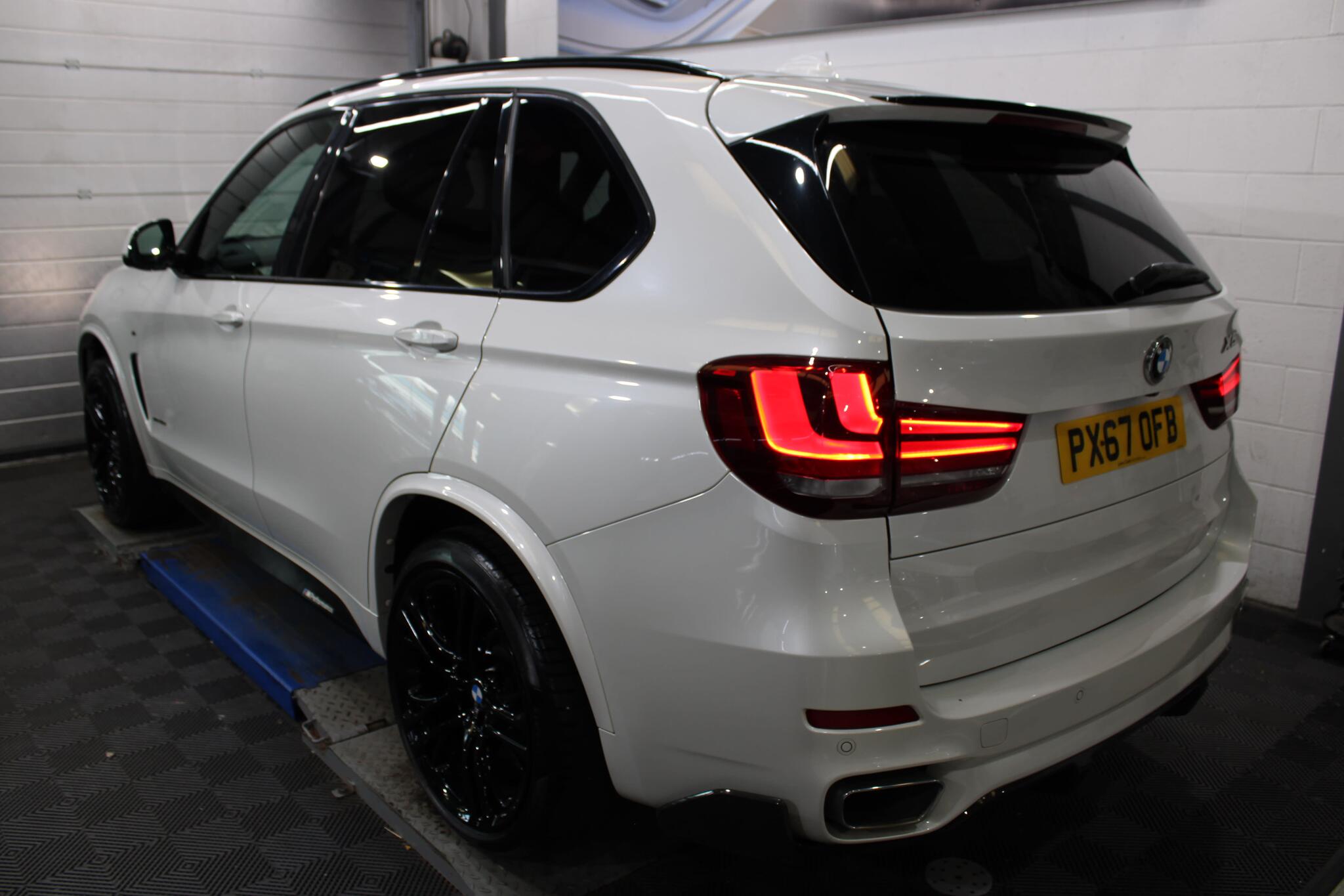 BMW X5 view 38
