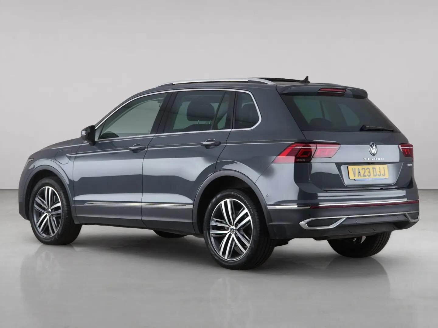 Volkswagen Tiguan view 8
