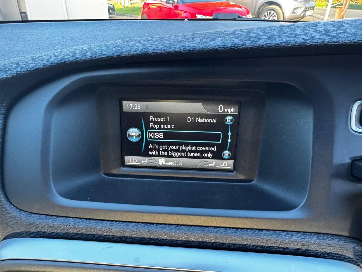 Volvo V40 view 32