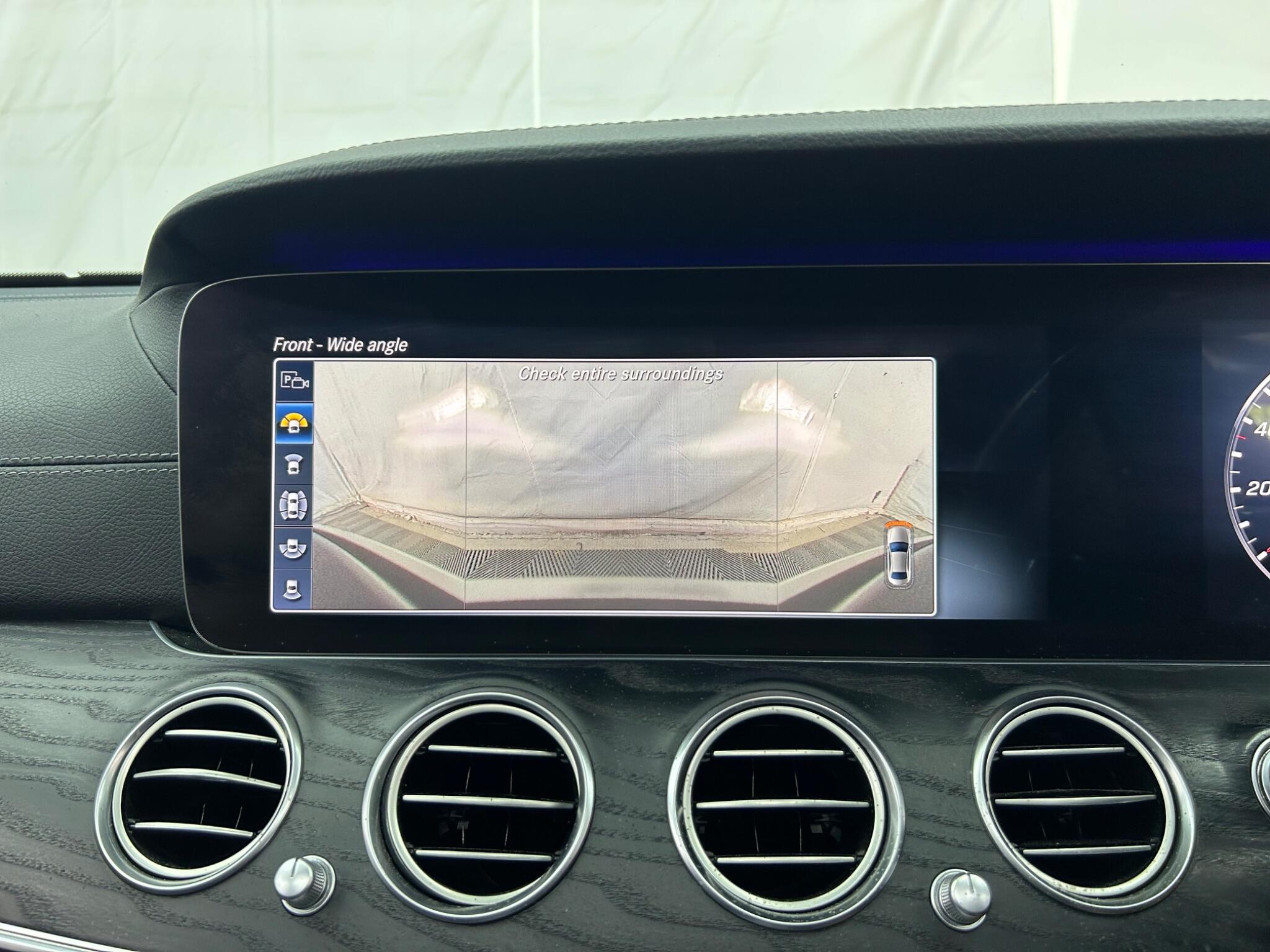 Mercedes-Benz E Class view 43