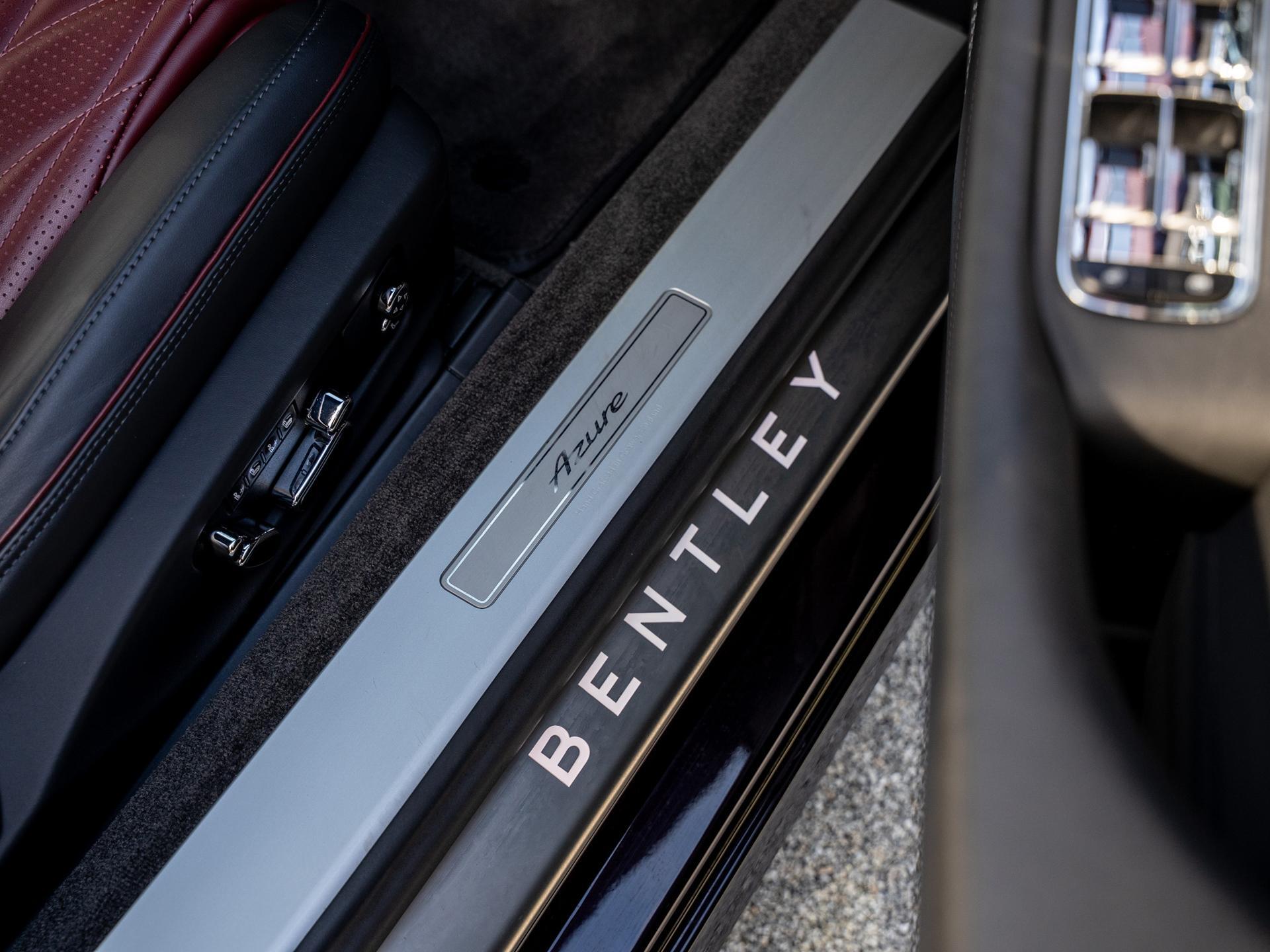 Bentley Continental view 32