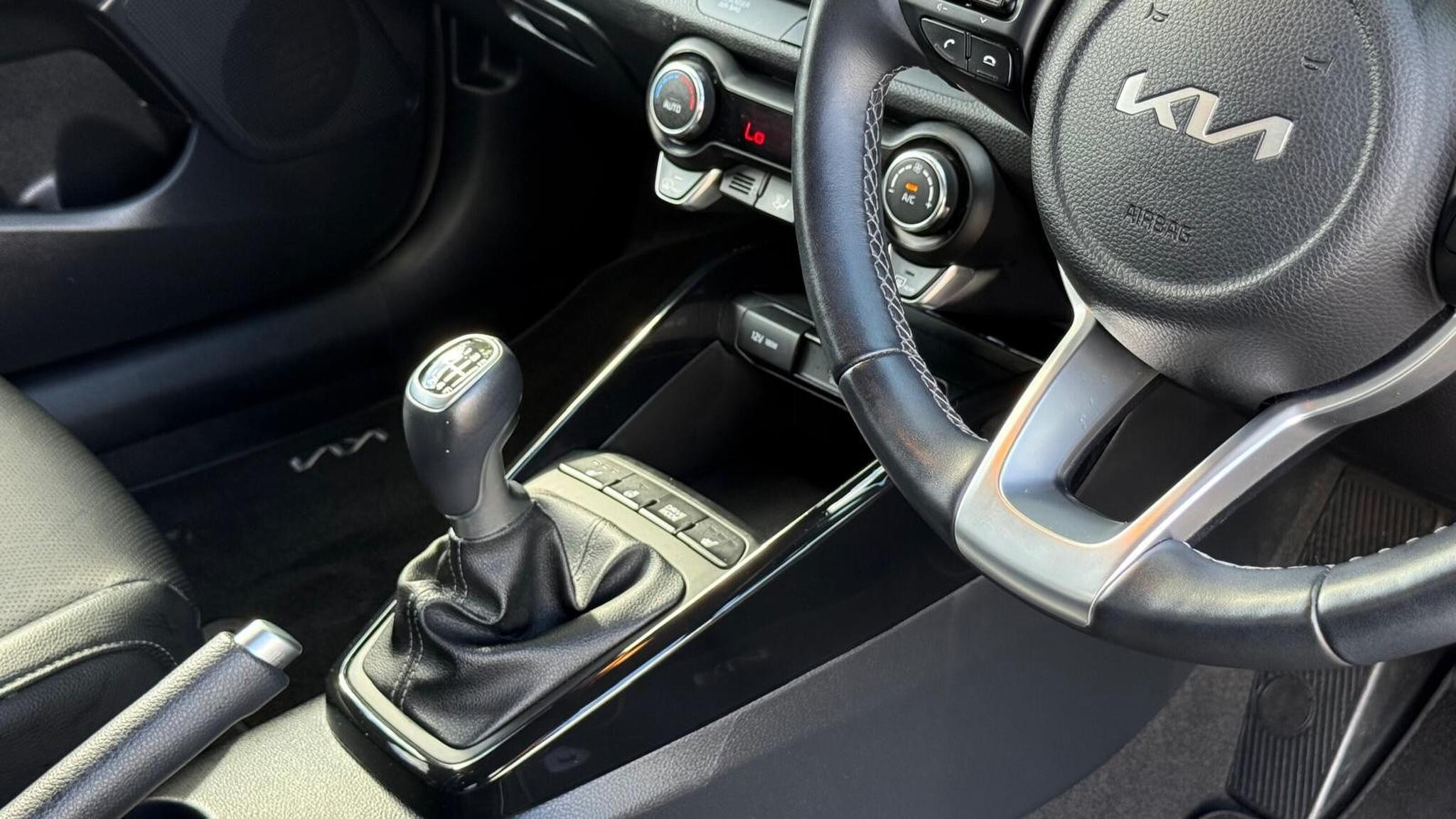 Kia Stonic view 21