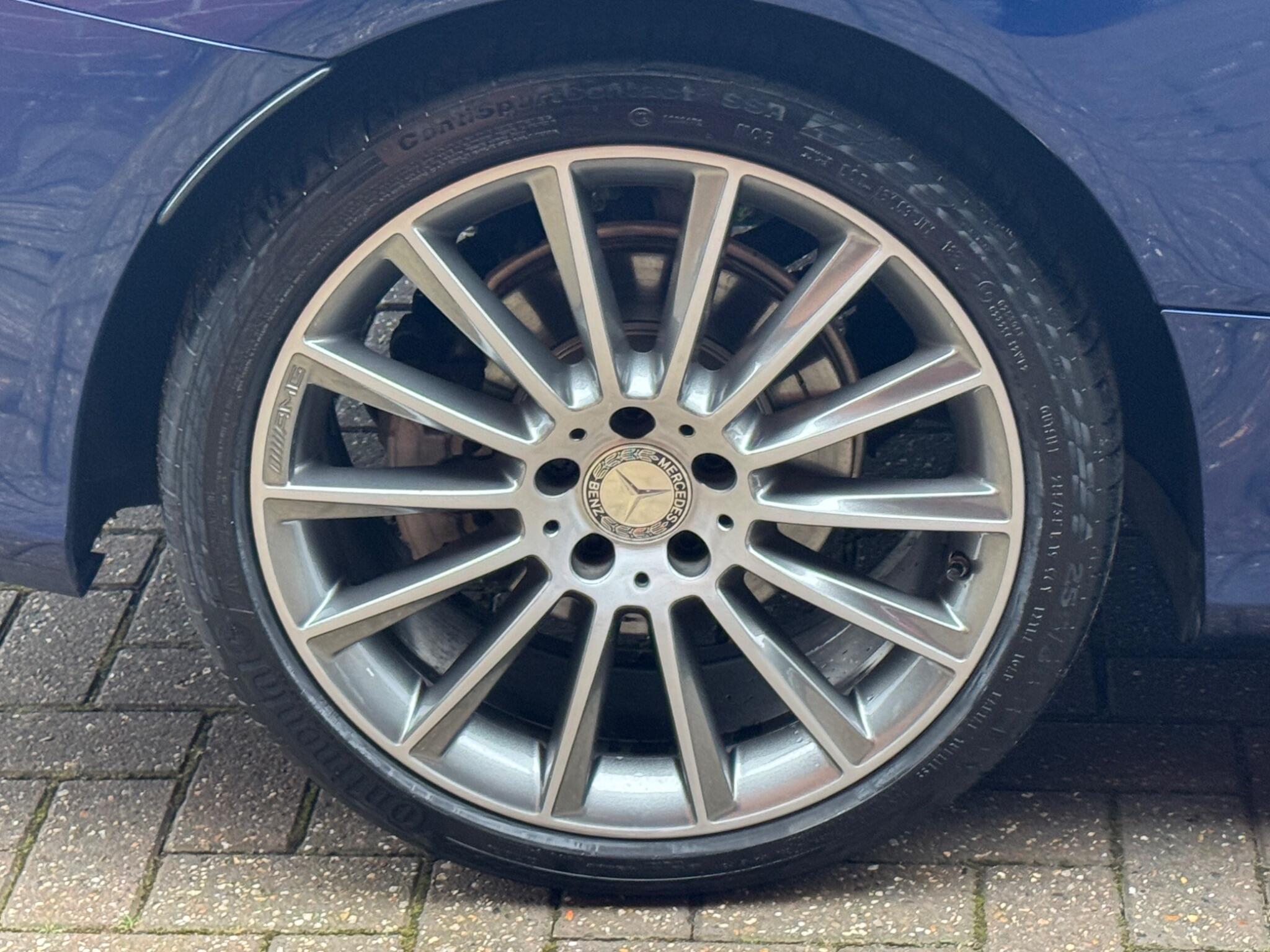 Mercedes-Benz C Class view 42