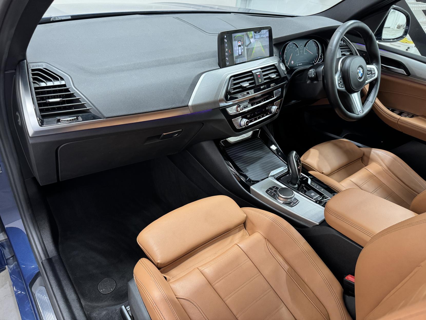 BMW X3 view 60