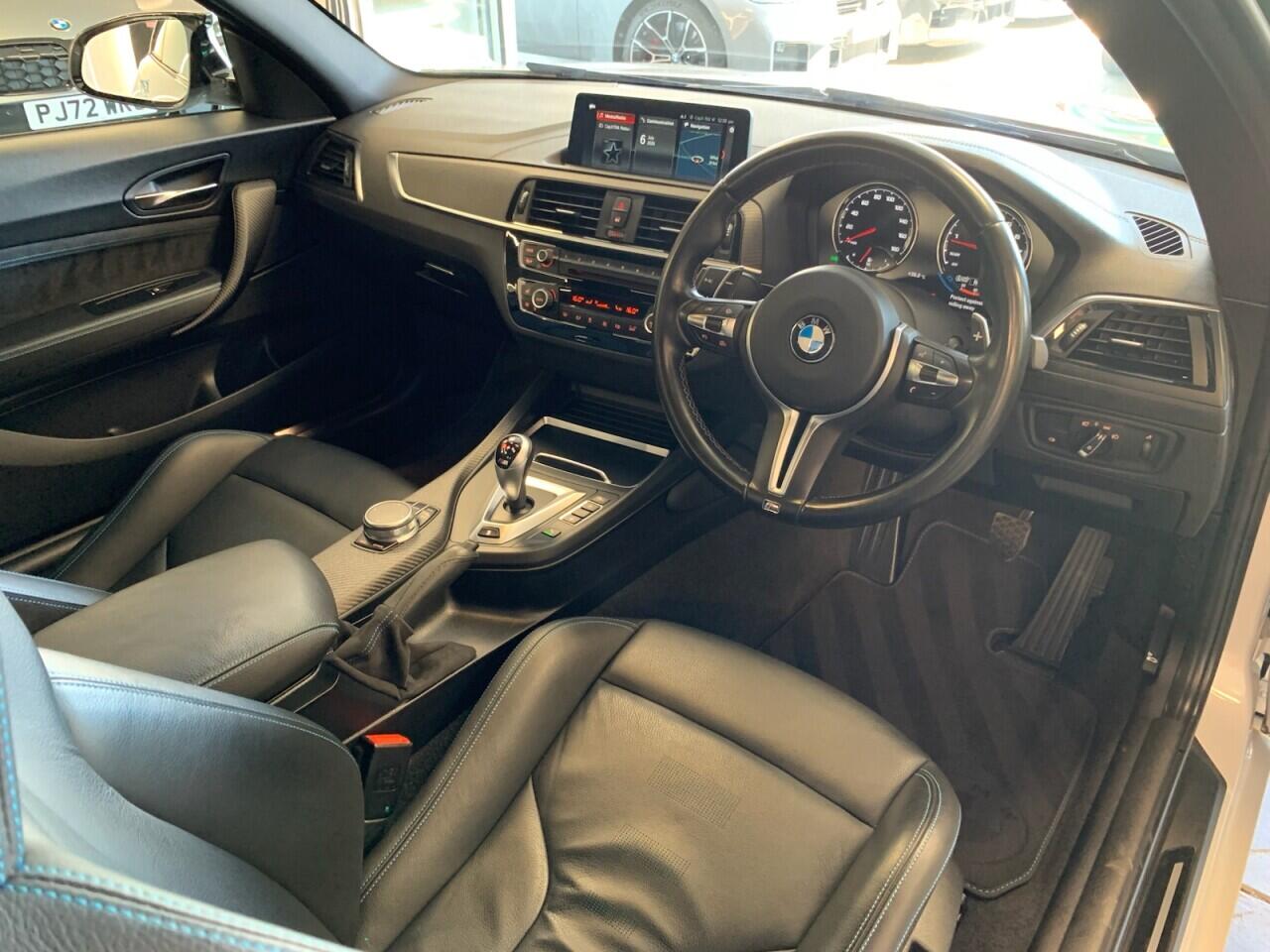 BMW M2 view 21