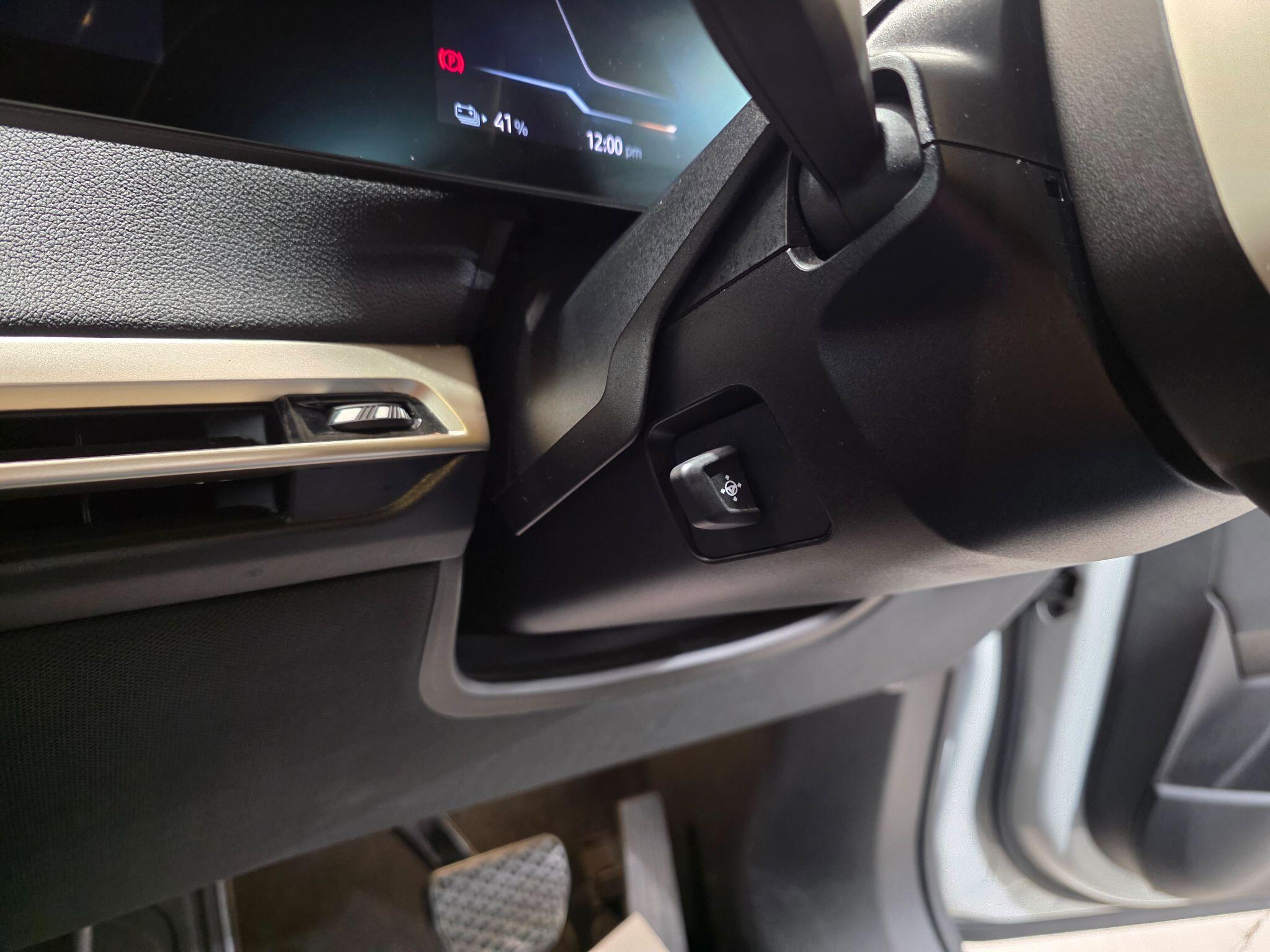 BMW Ix view 24