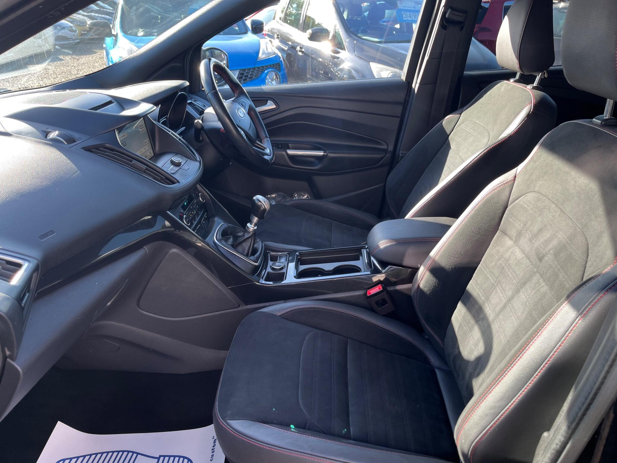 Ford Kuga view 12