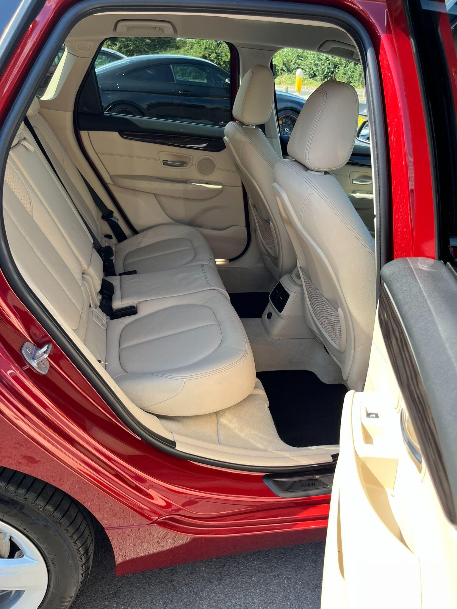 BMW 2 Series Active Tourer view 34