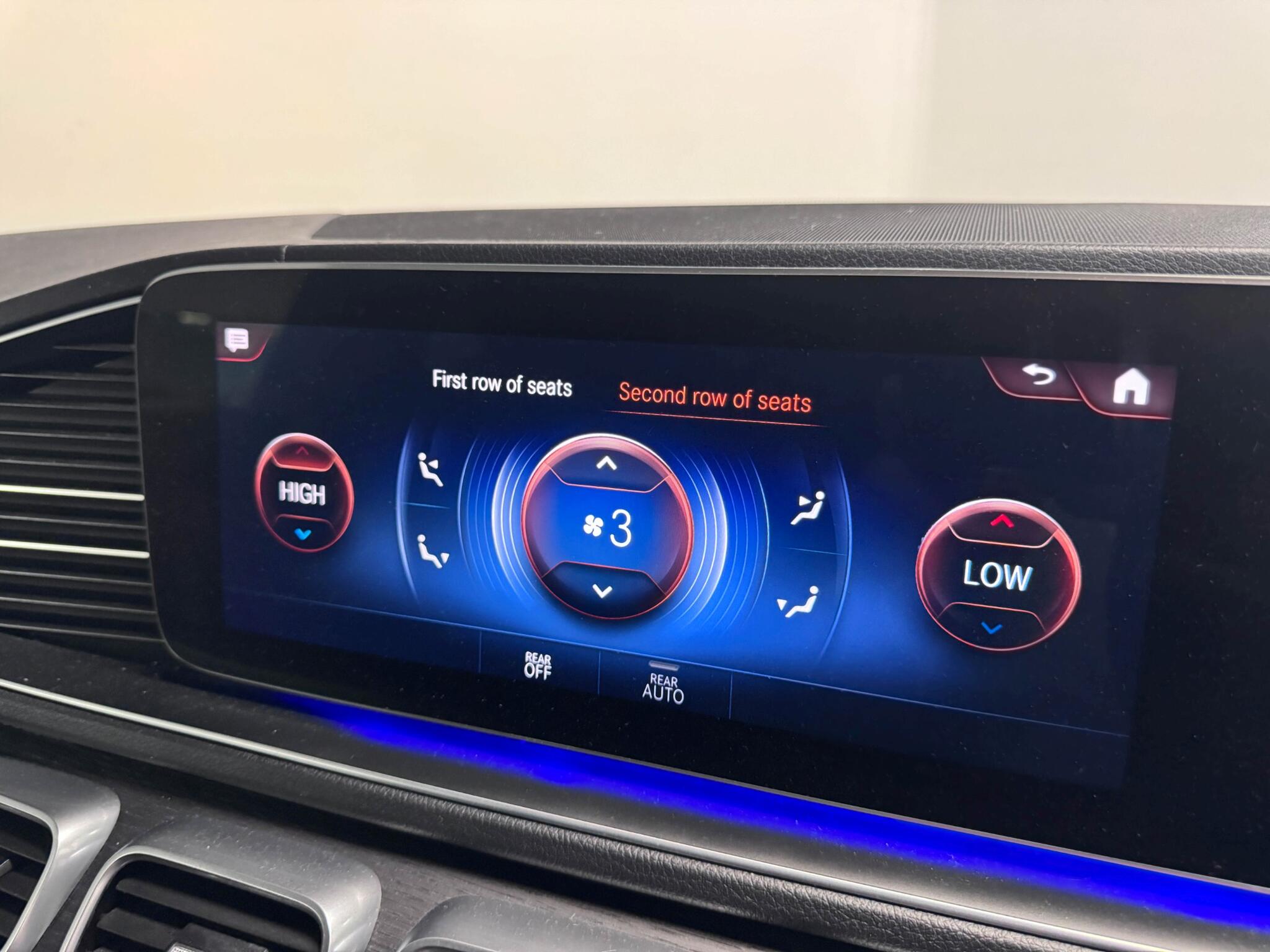 Mercedes-Benz GLE view 34