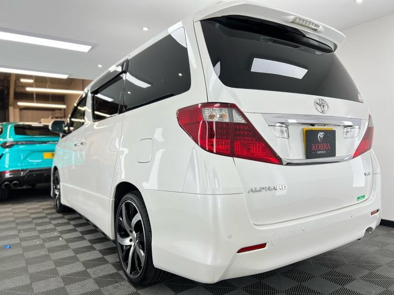 2009 Toyota Alphard image 8