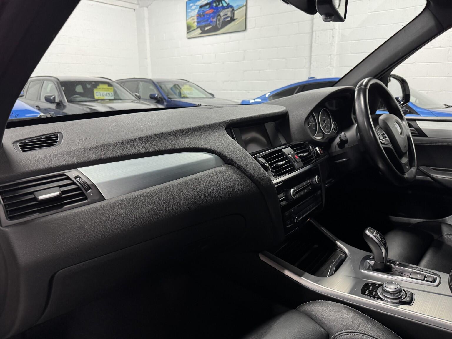 BMW X3 view 11