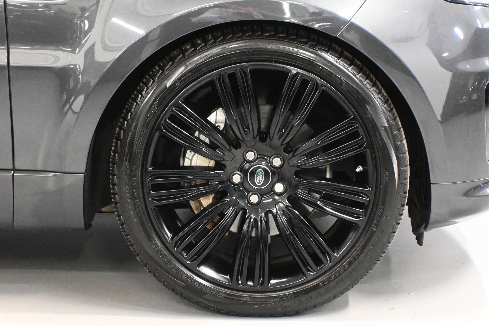 Land Rover Range Rover Sport view 37