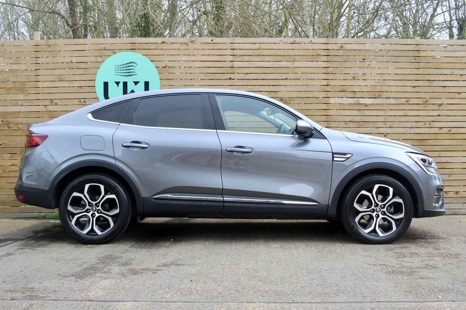 Renault Arkana view 5