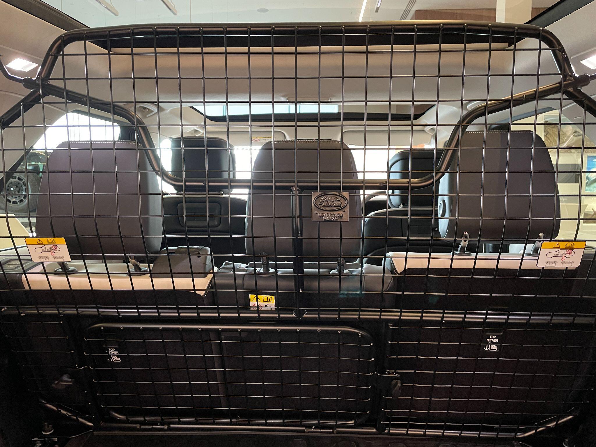 Land Rover Discovery view 37