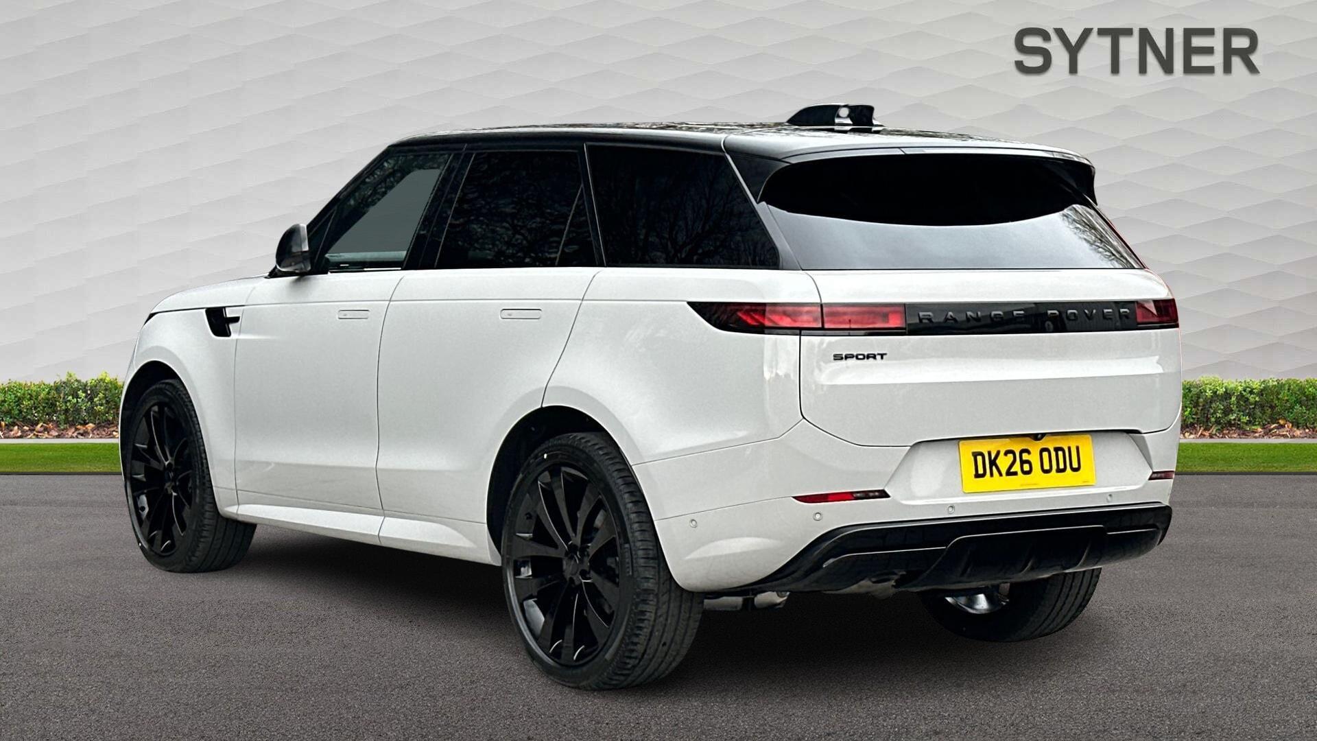 Land Rover Range Rover Sport view 2