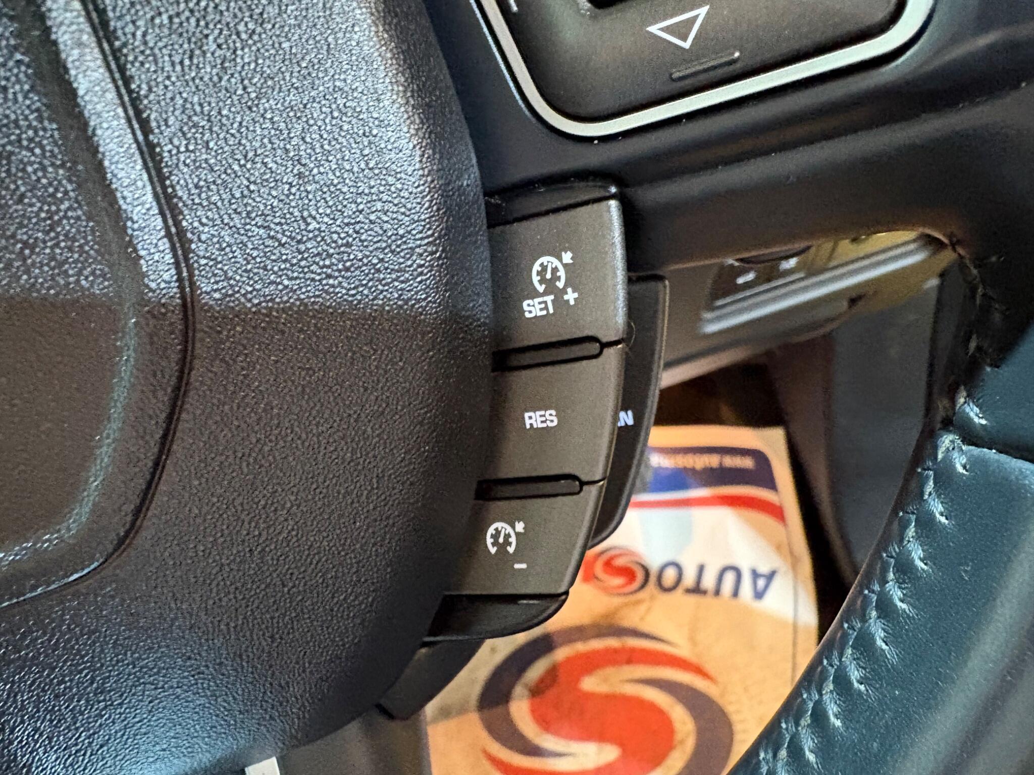 Land Rover Range Rover Evoque view 34