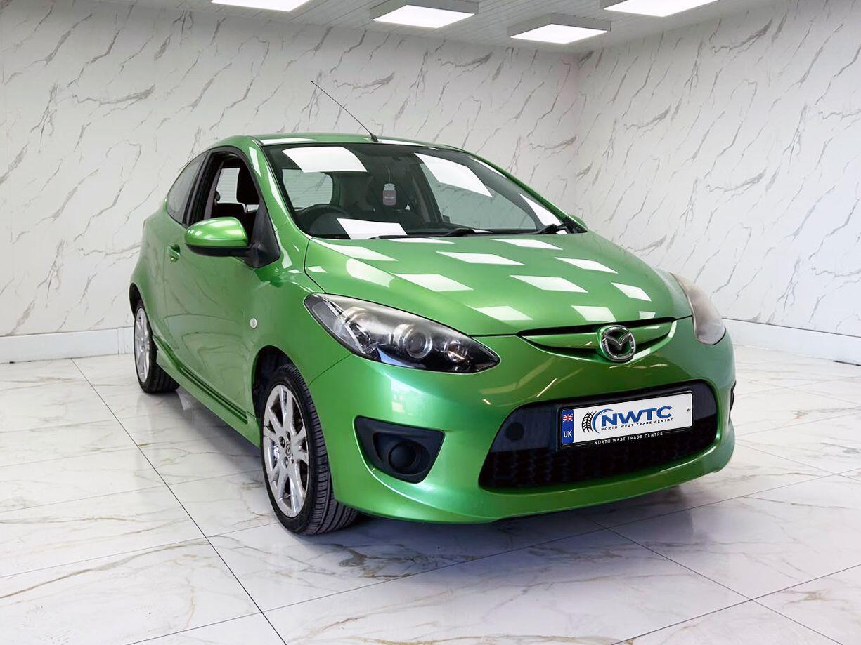 Mazda Mazda2 view 4