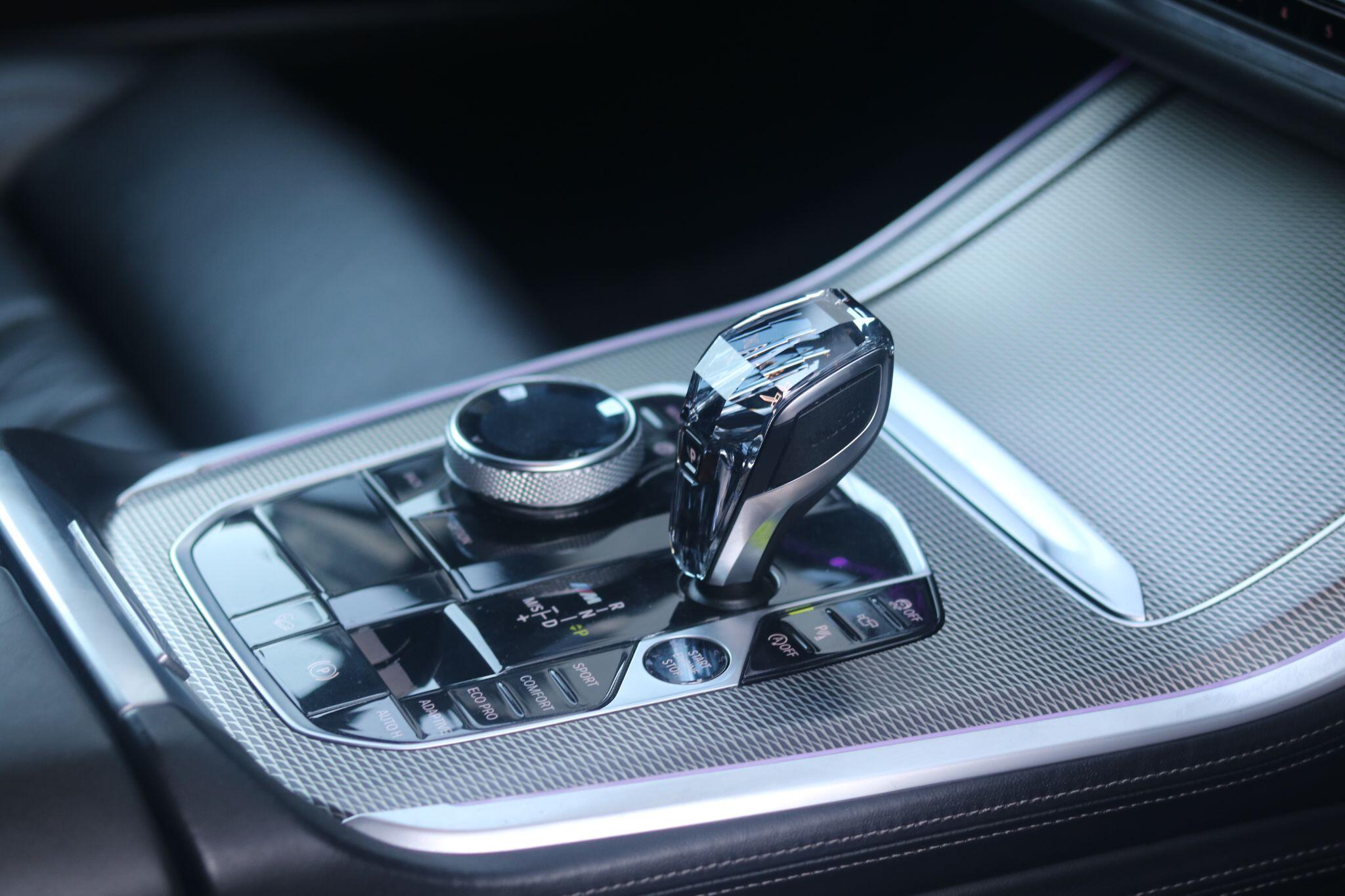 BMW X5 view 15