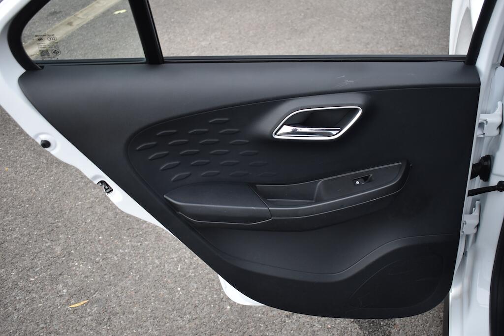 MG MG3 view 45