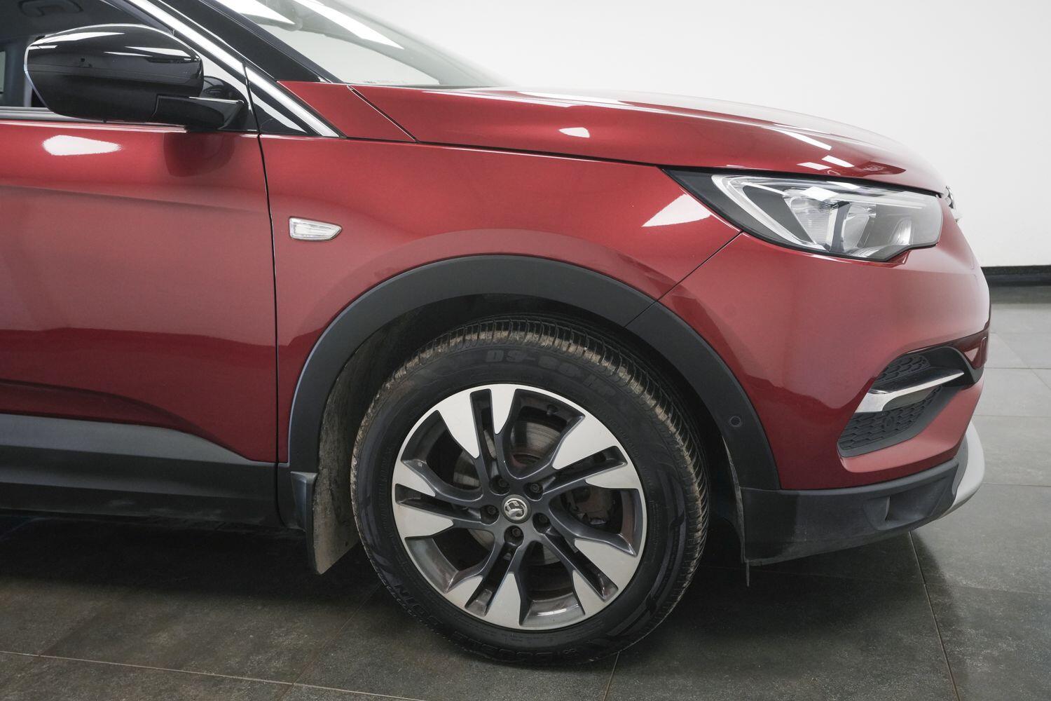 Vauxhall Grandland X view 4
