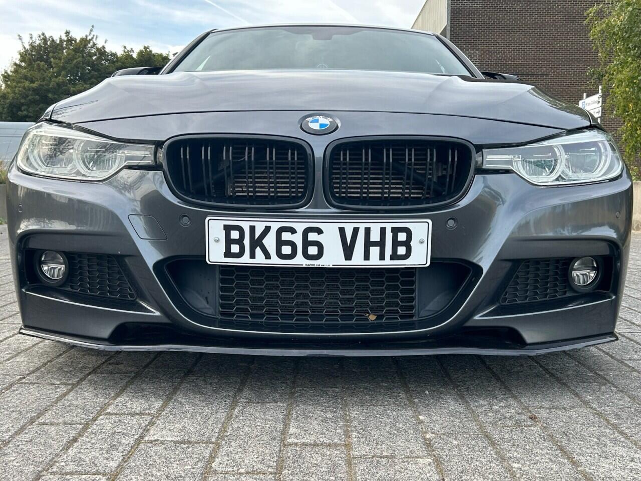 BMW 3 Series view 7
