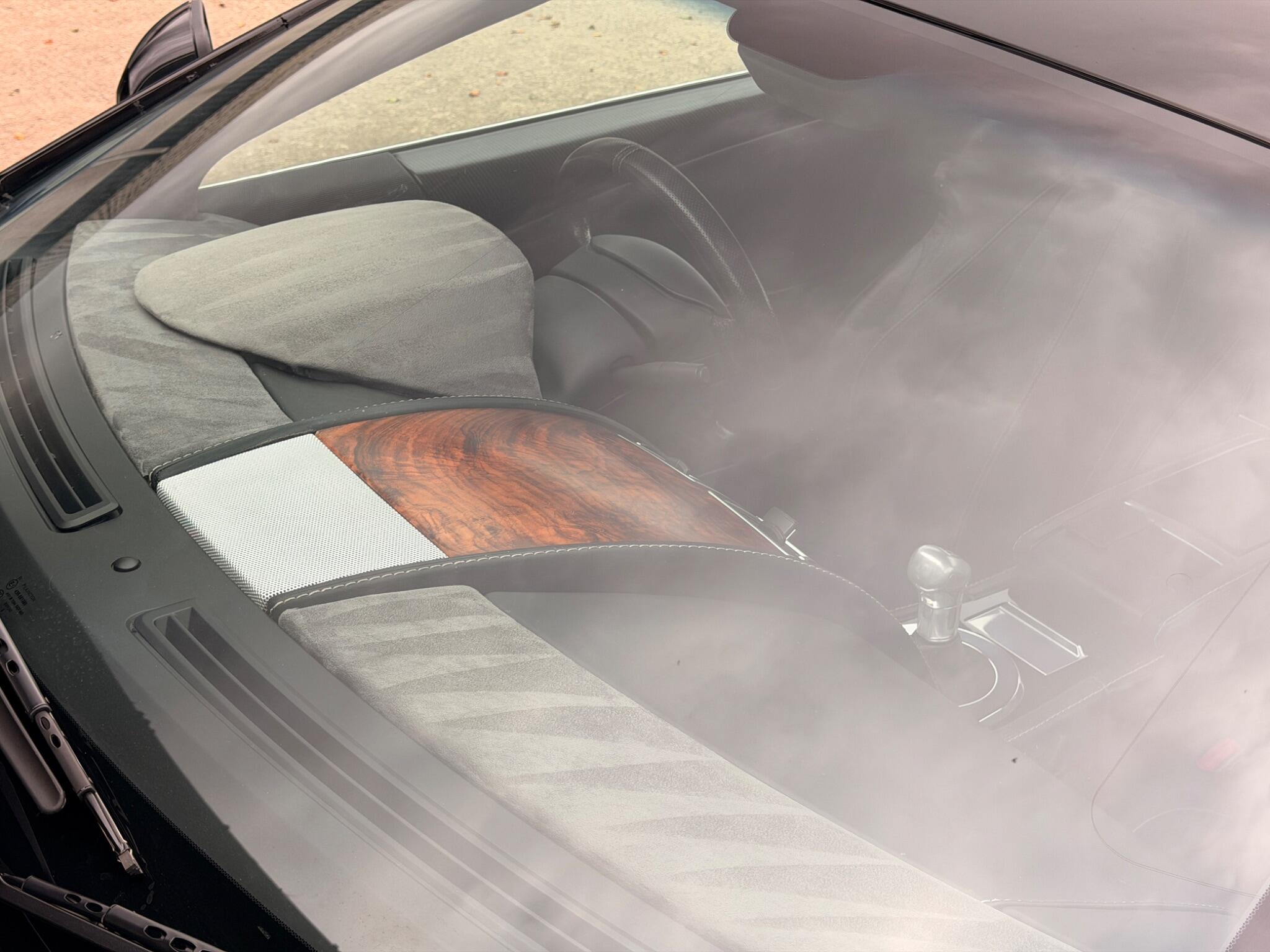 Aston Martin DBS view 42