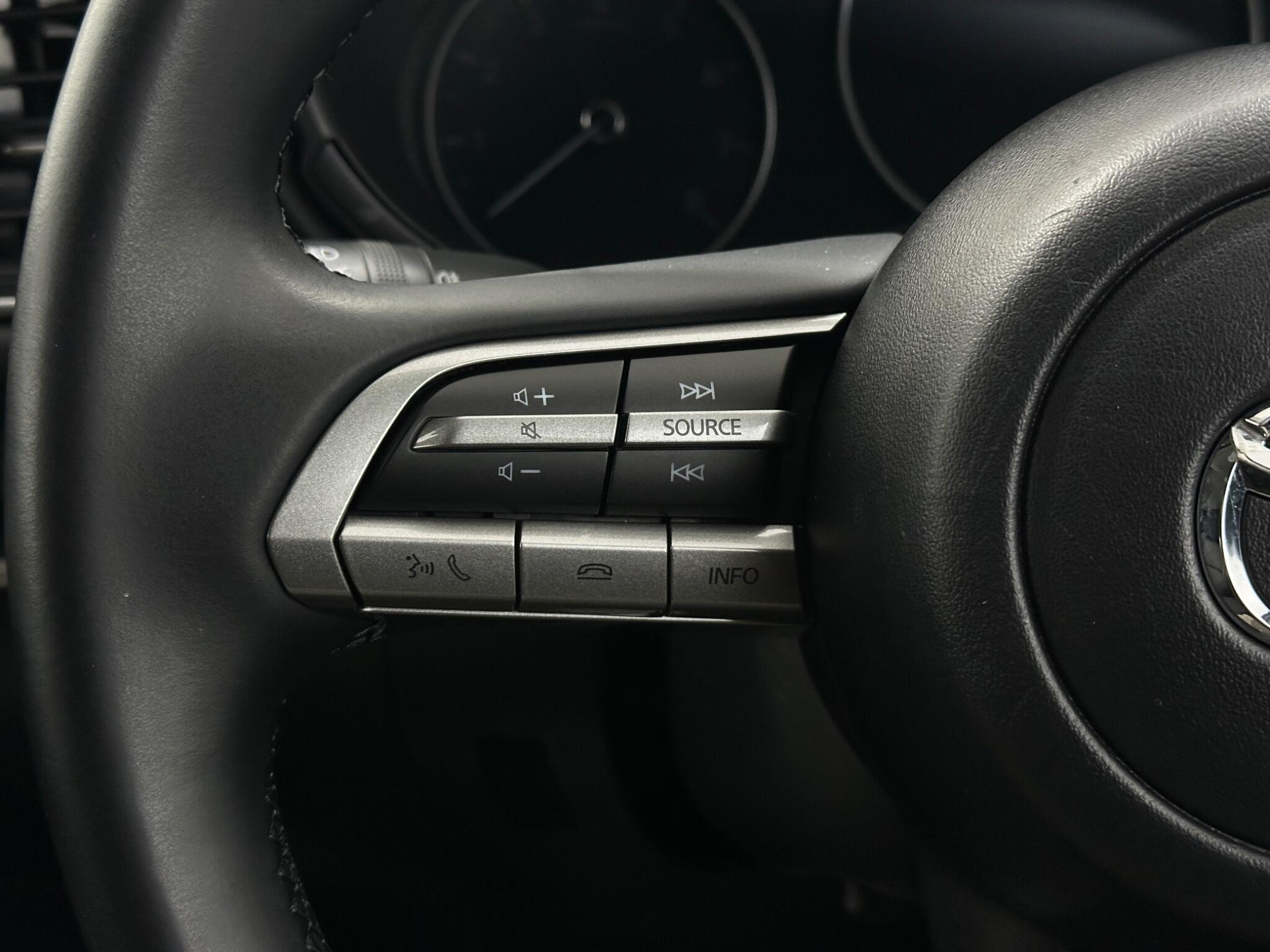 Mazda E-Skyactiv view 15
