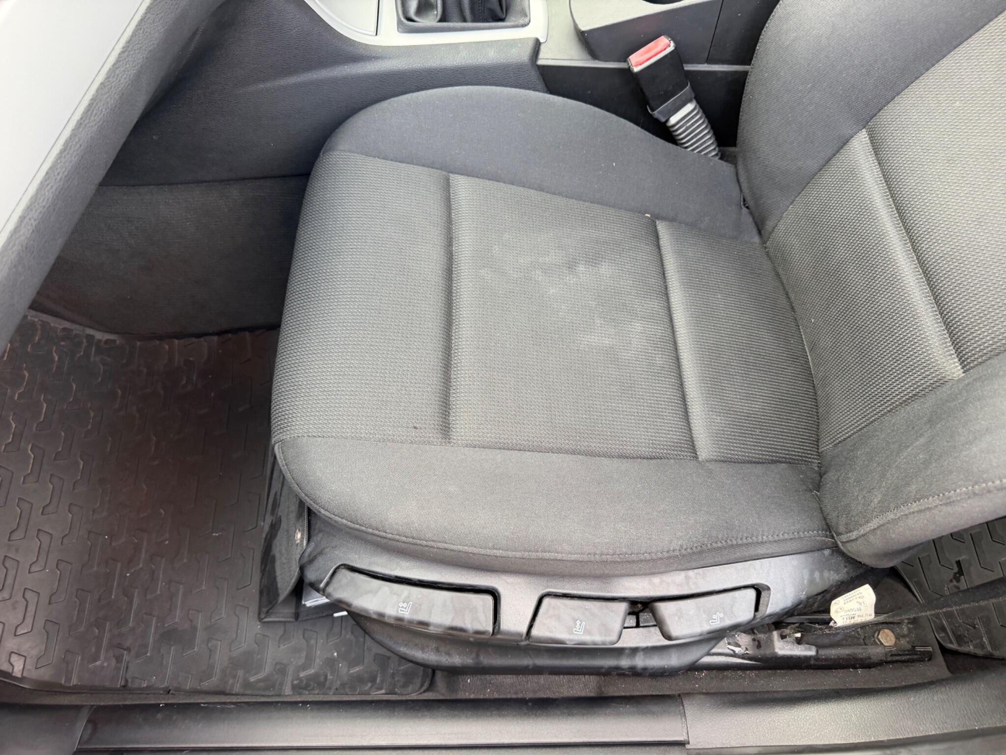 BMW X3 view 18