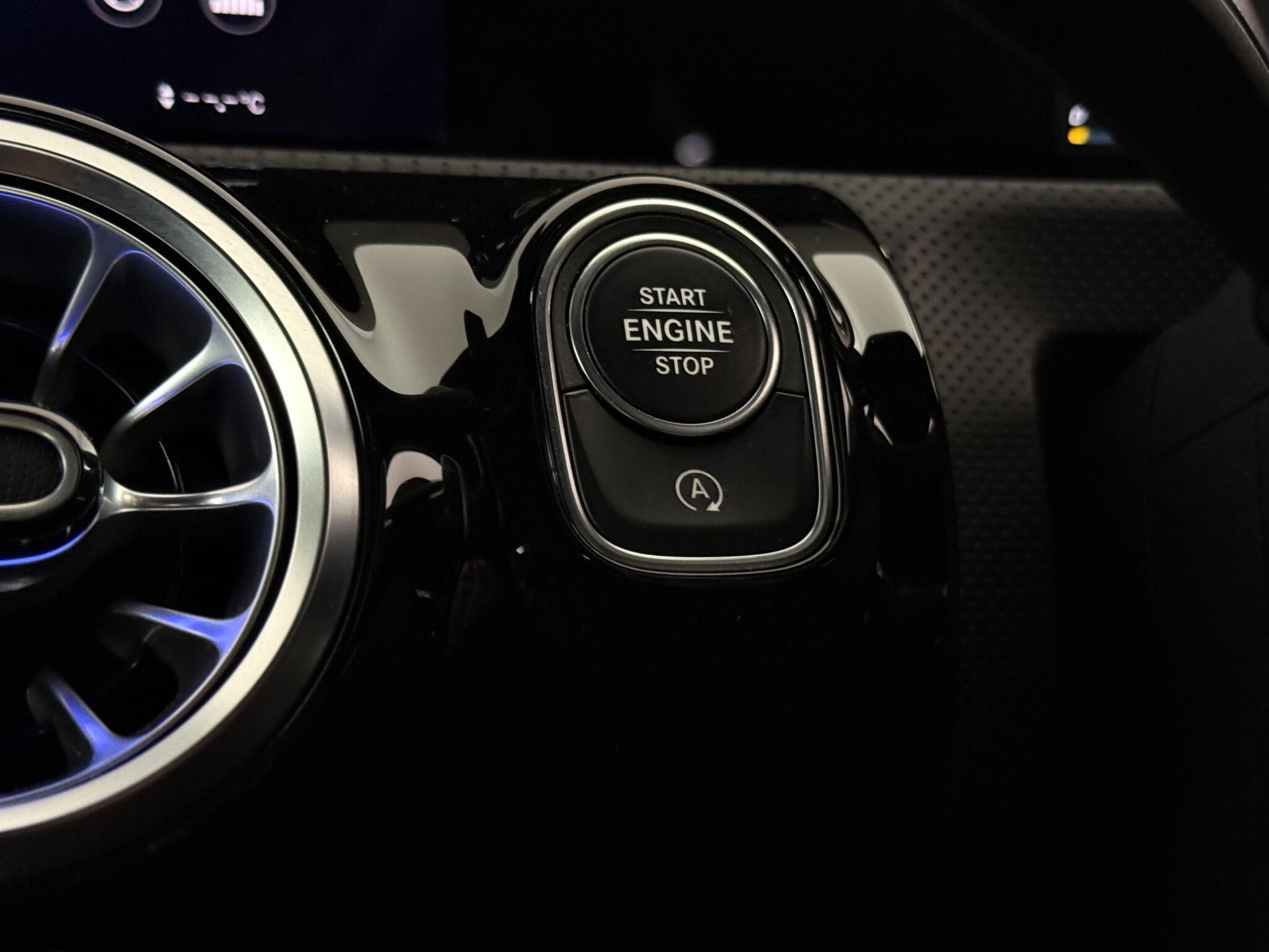 Mercedes-Benz A-Class view 20